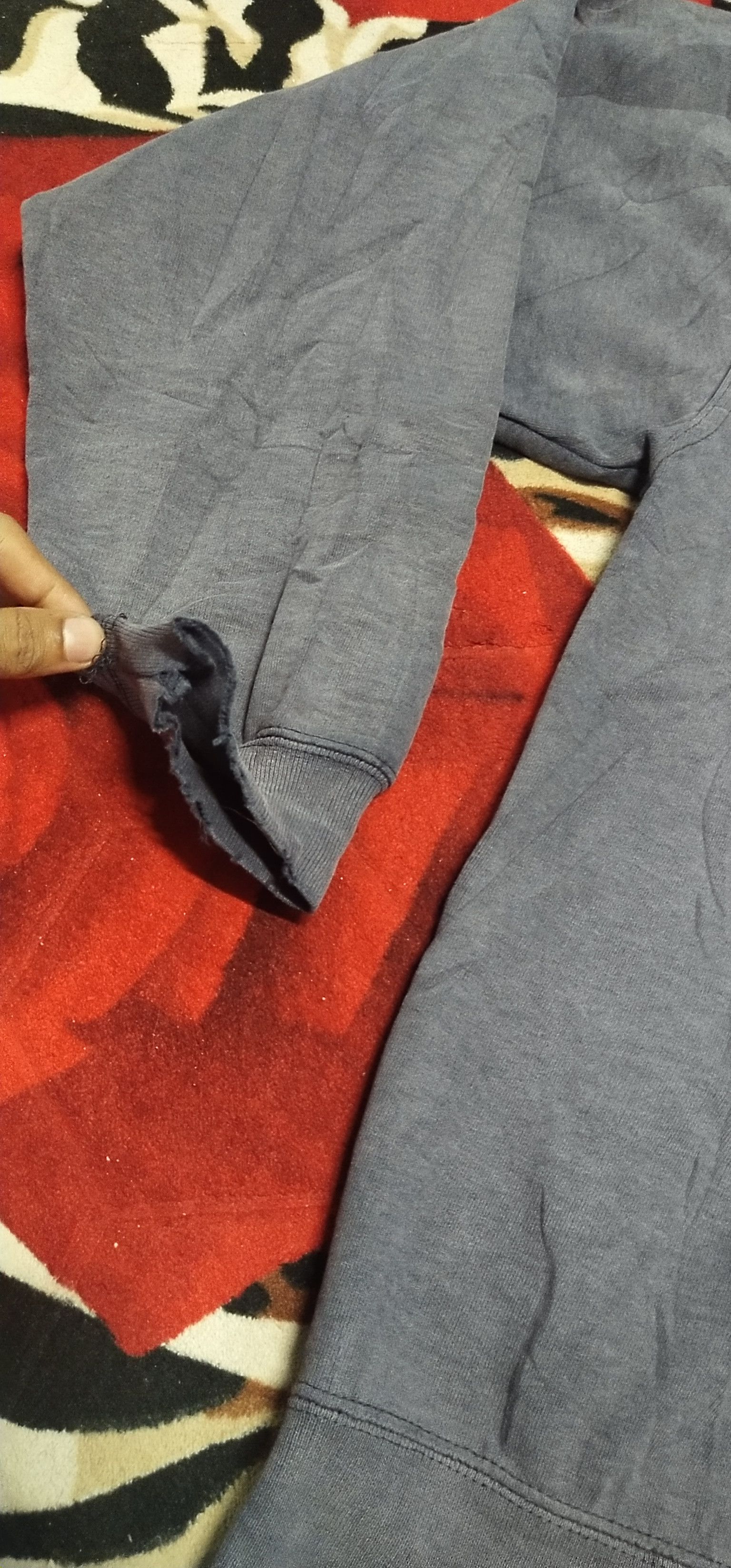 Oakley Final💥 Drop Vintage Oakley Destressed Sweatshirt S Size US S / EU 44-46 / 1 - 5 Thumbnail