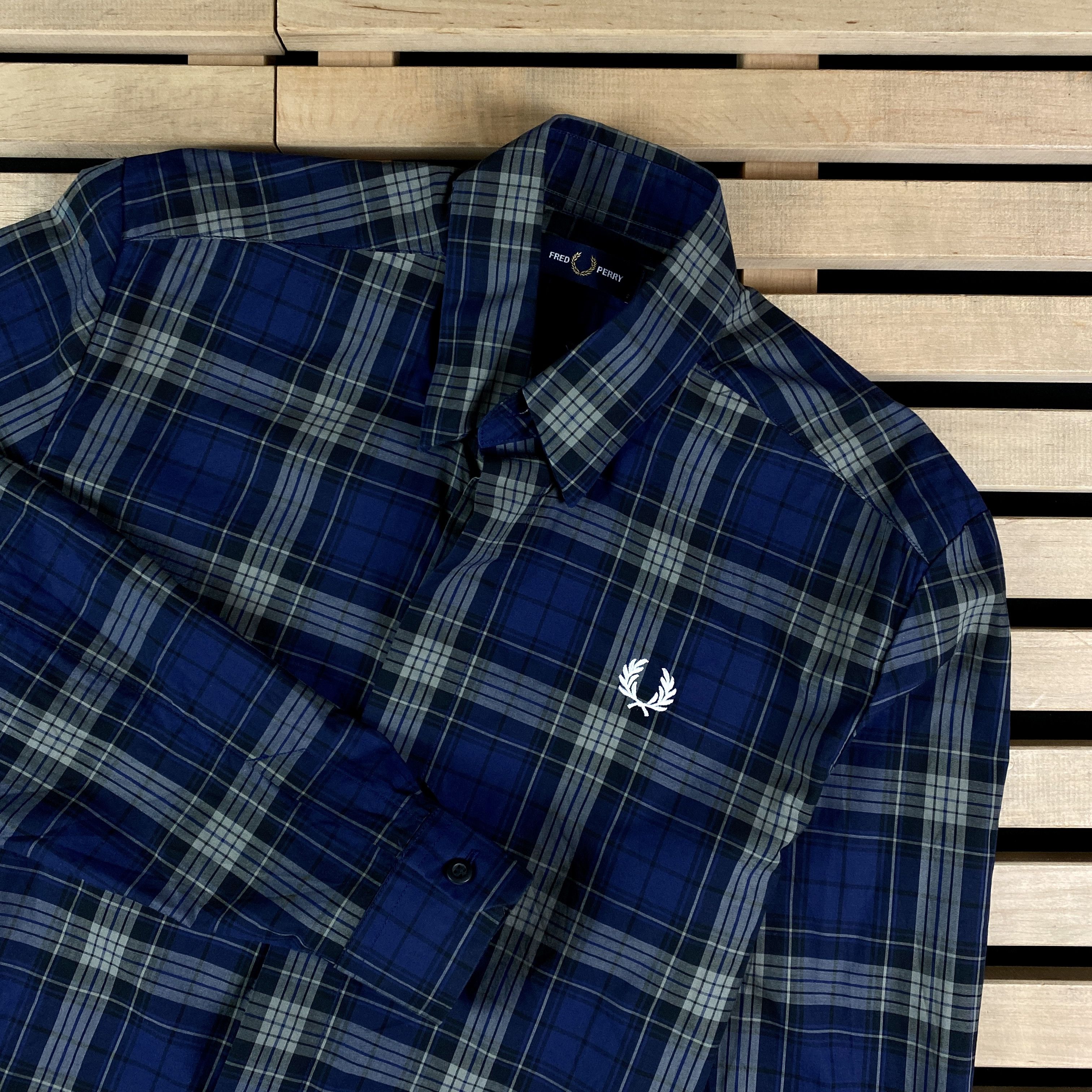 Fred Perry Mens Shirt Long Sleeve Fred Perry Size S Size US S / EU 44-46 / 1 - 2 Thumbnail