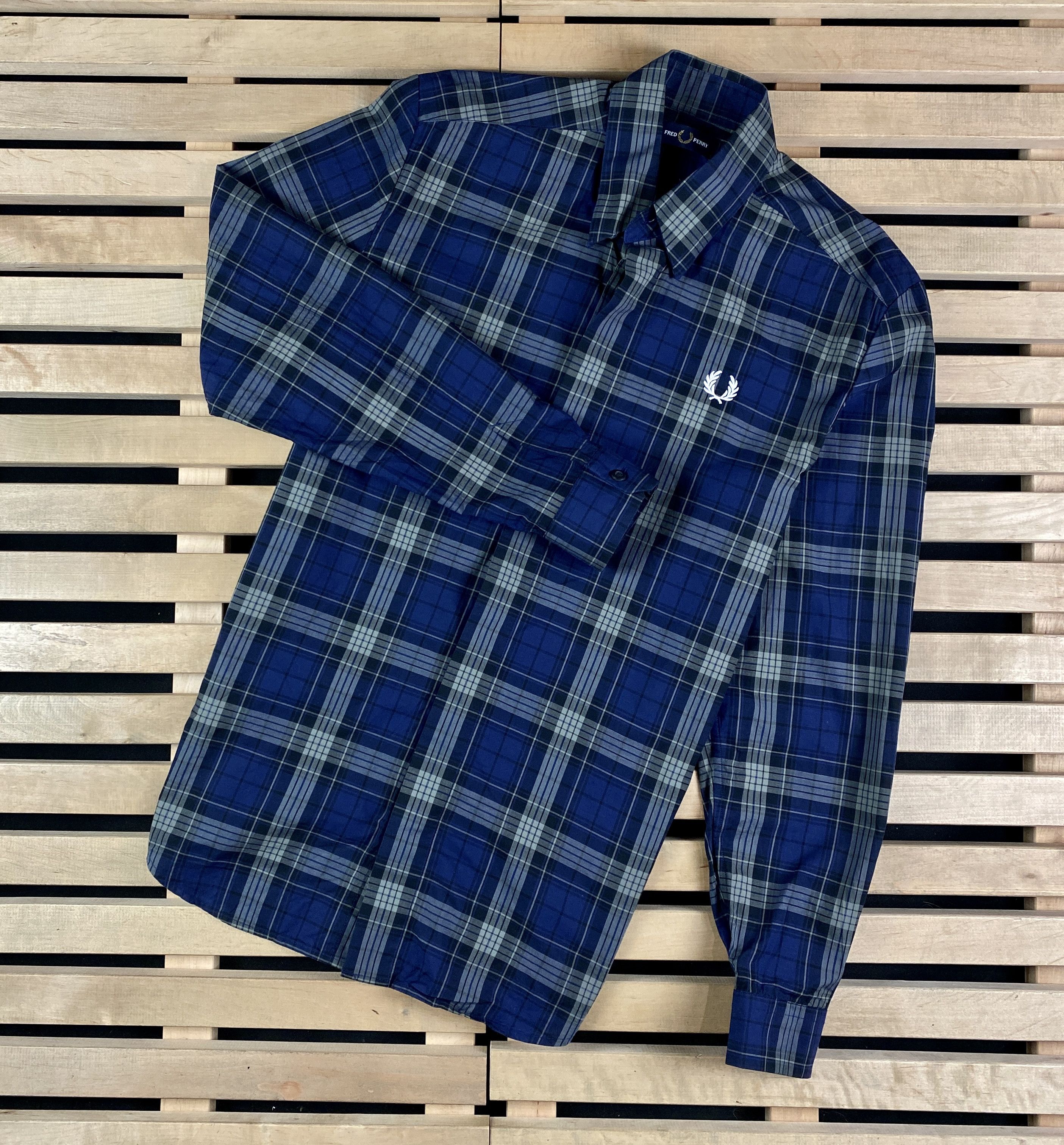 Fred Perry Mens Shirt Long Sleeve Fred Perry Size S Size US S / EU 44-46 / 1 - 1 Thumbnail