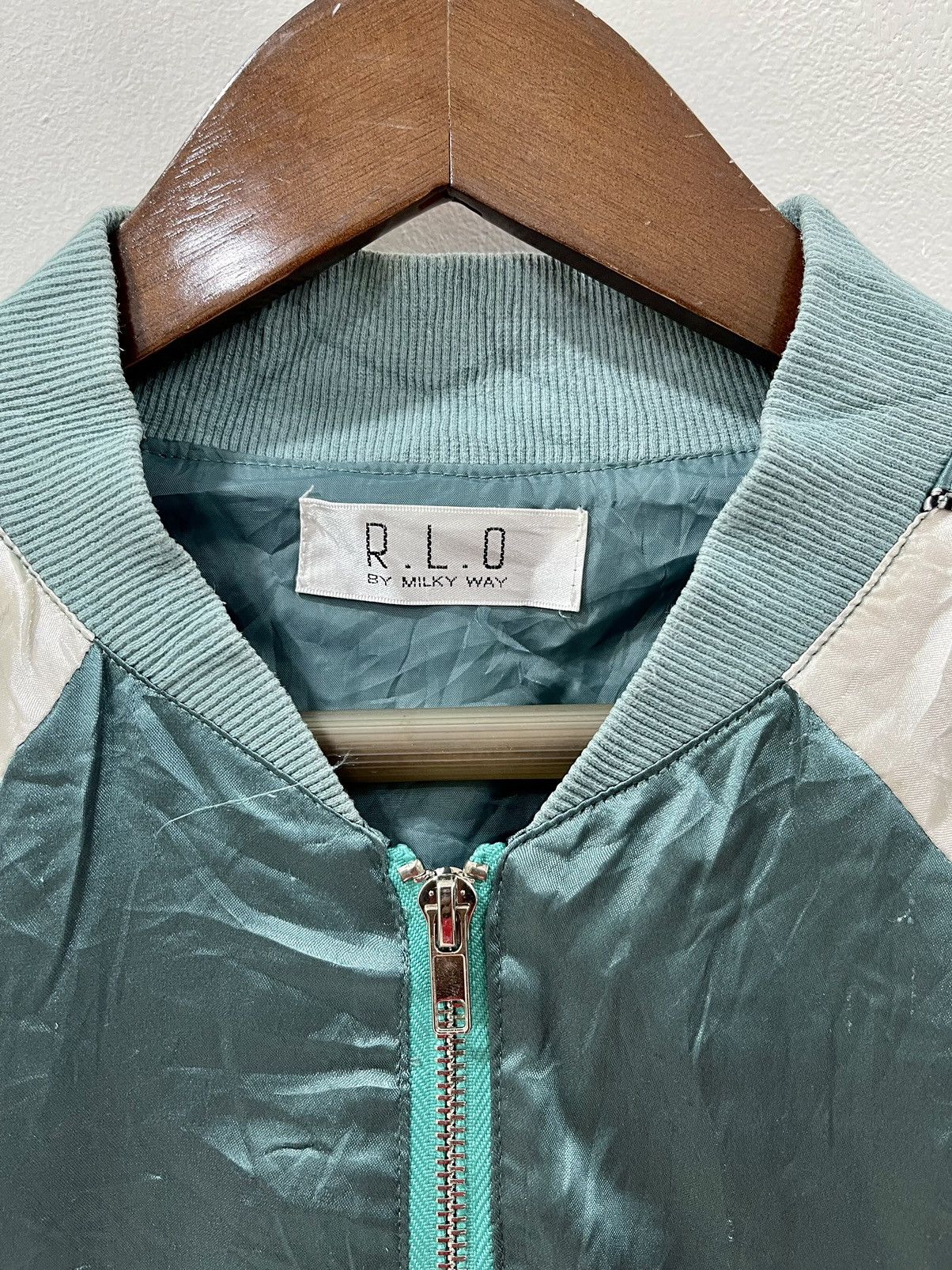 Dragonfly VINTAGE🔥🔥SATIN EMBROIDERY TIGER SUKAJAN L.O BY MILK AWAY Size US S / EU 44-46 / 1 - 13 Thumbnail