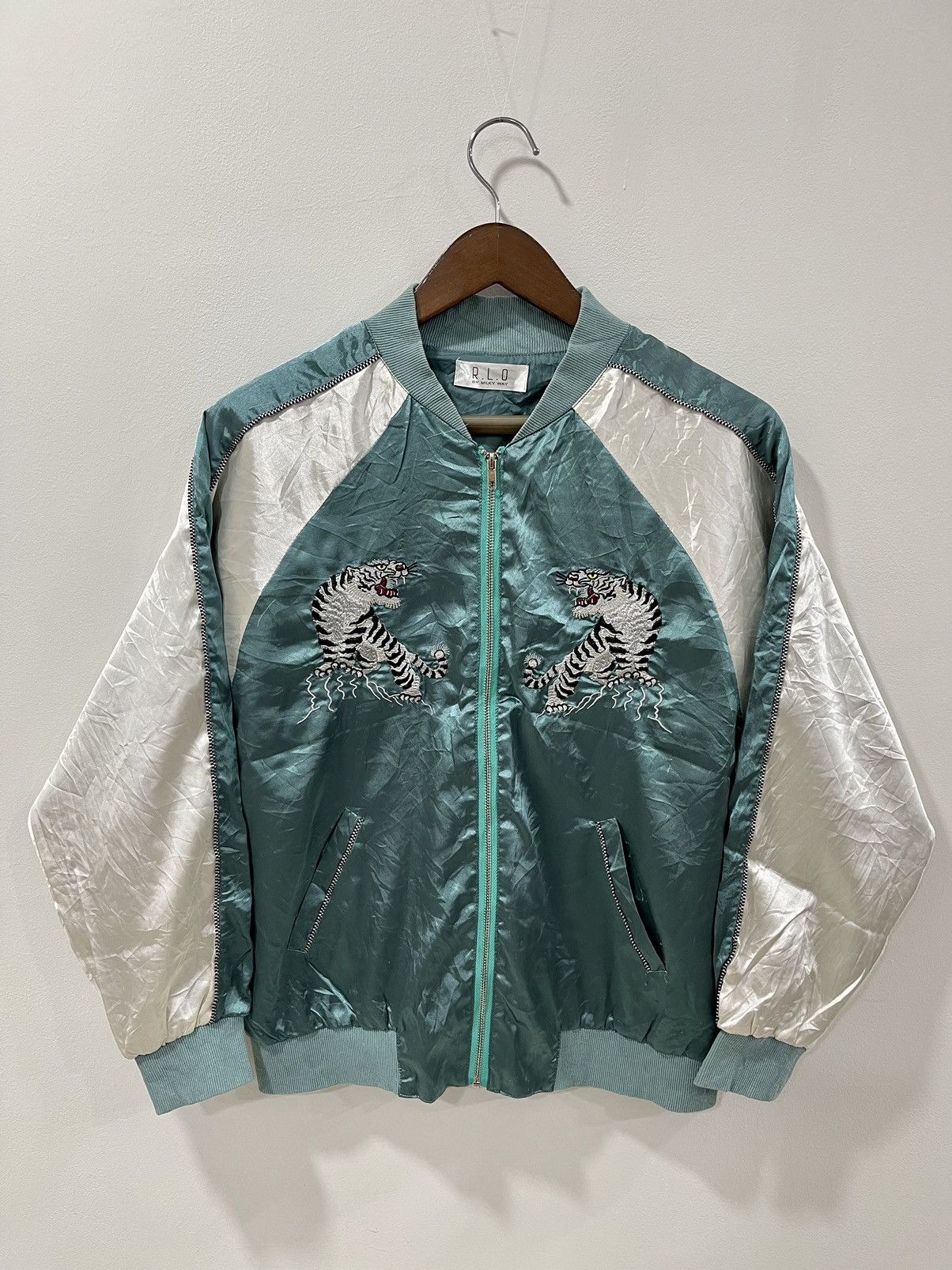 Dragonfly VINTAGE🔥🔥SATIN EMBROIDERY TIGER SUKAJAN L.O BY MILK AWAY Size US S / EU 44-46 / 1 - 4 Thumbnail