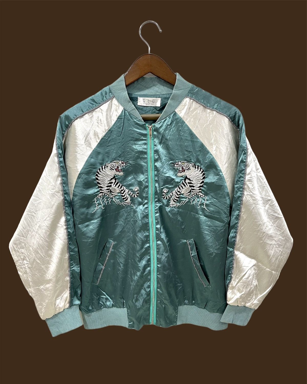 Dragonfly VINTAGE🔥🔥SATIN EMBROIDERY TIGER SUKAJAN L.O BY MILK AWAY Size US S / EU 44-46 / 1 - 1 Thumbnail