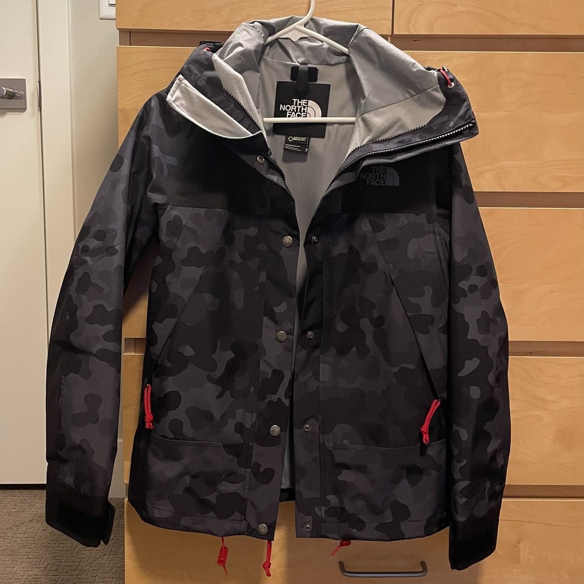 1990 mountain jacket black sale