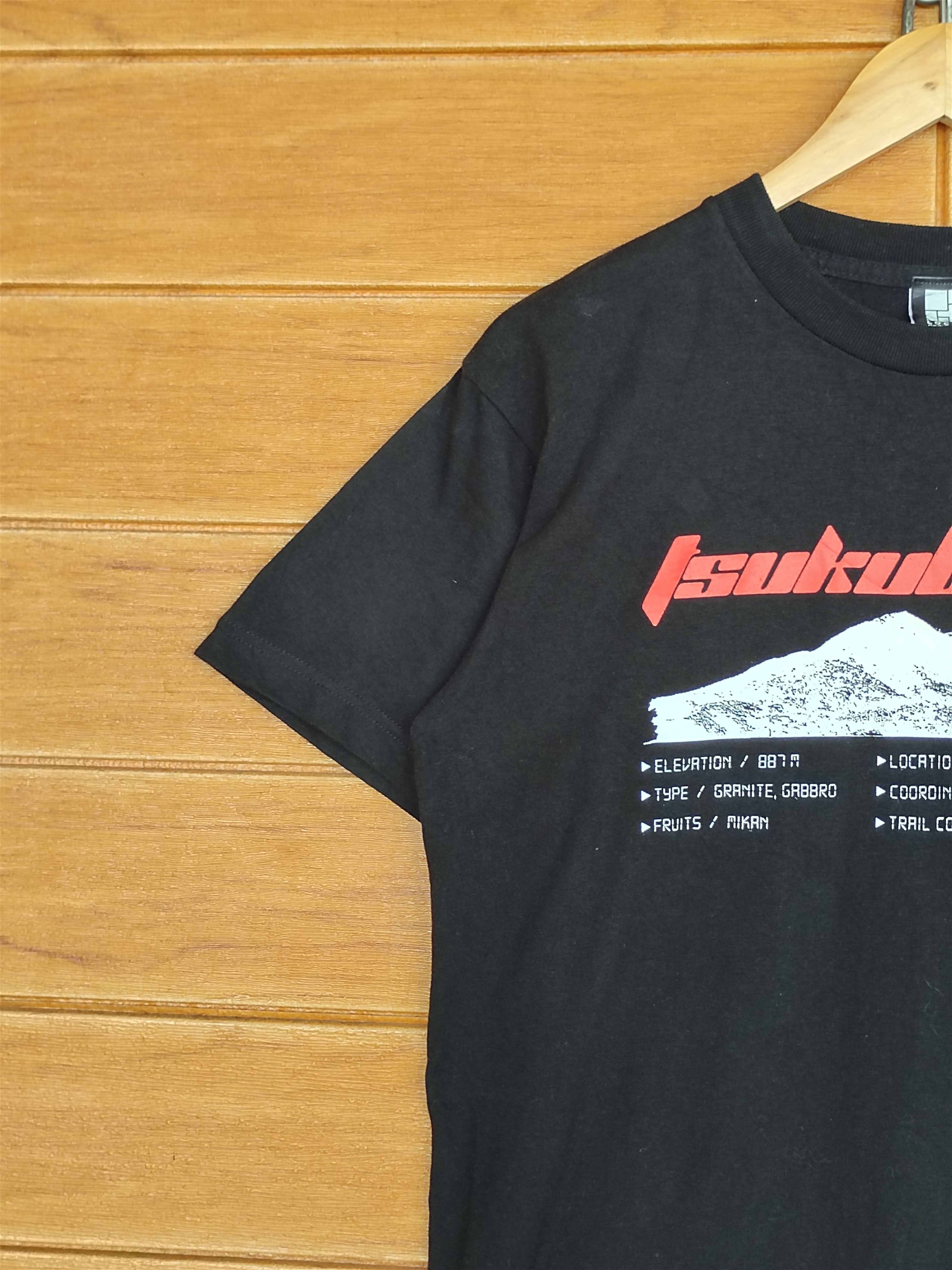 20471120 Vintage Mount Tsukuba Japan T-Shirt Size US M / EU 48-50 / 2 - 5 Thumbnail