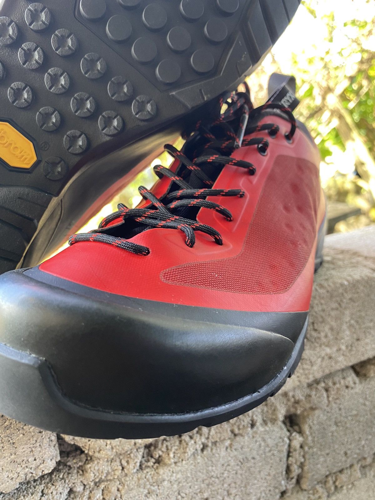 Arc'teryx OFFER YOUR PRICE🔥 Arc’teryx hiking shoes Size US 7.5 / EU 40-41 - 6 Thumbnail