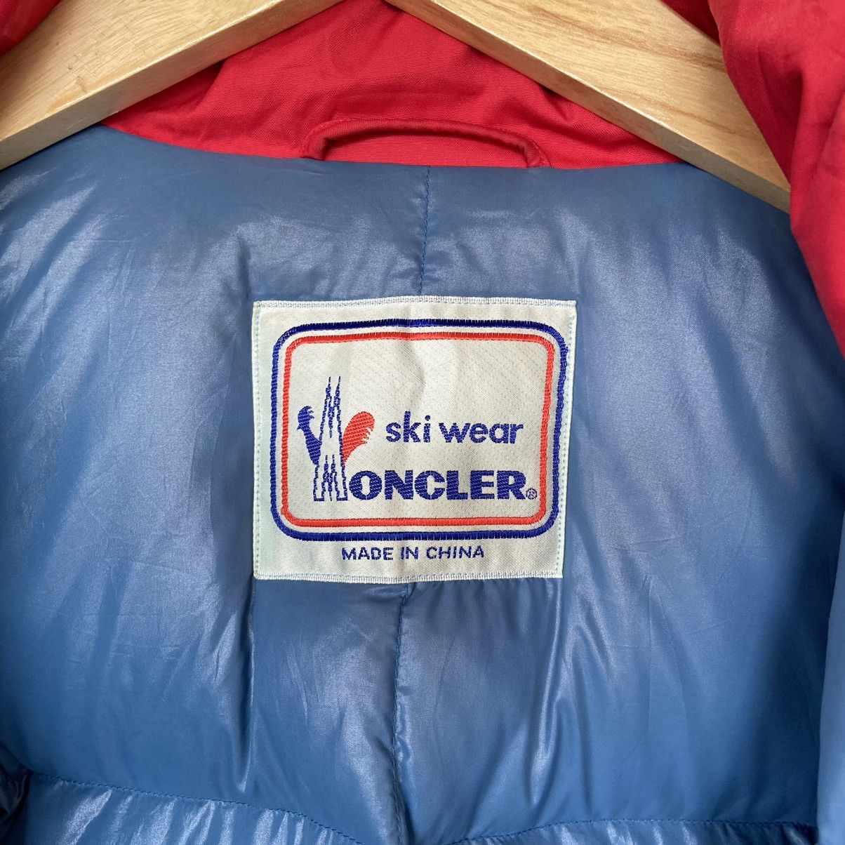 Moncler × Vintage Vintage Moncler x Asics Puffer Jacket Size US M / EU 48-50 / 2 - 12 Thumbnail