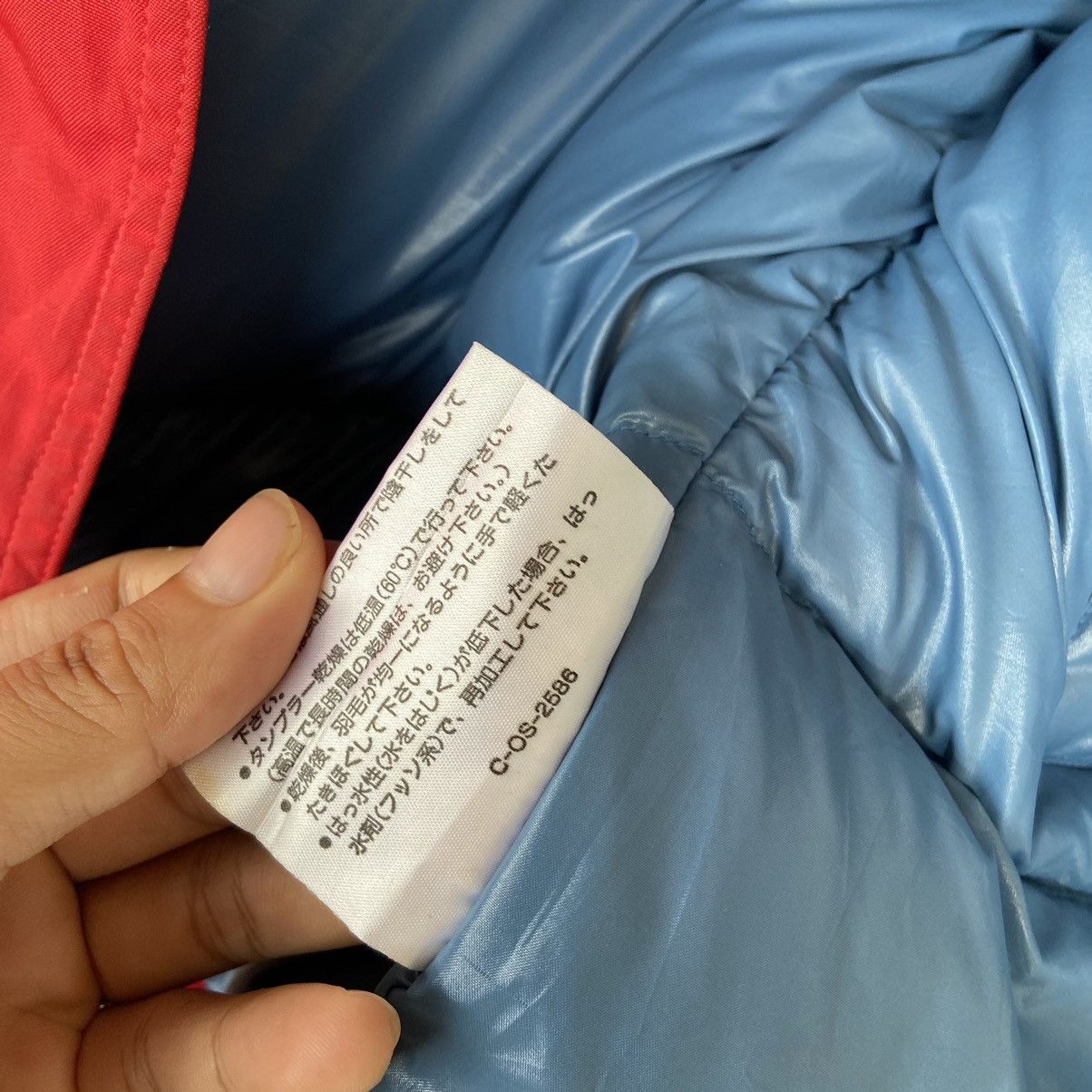 Moncler × Vintage Vintage Moncler x Asics Puffer Jacket Size US M / EU 48-50 / 2 - 13 Thumbnail