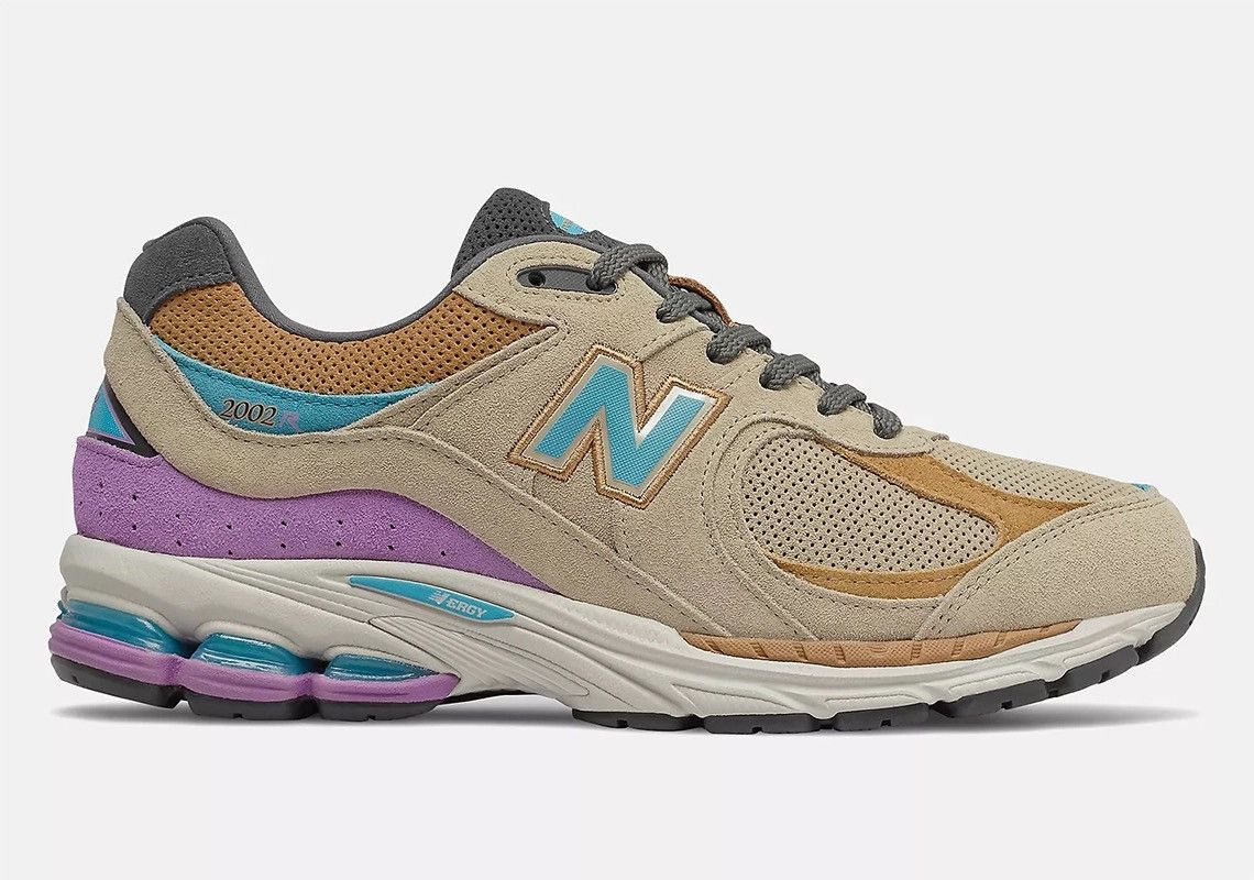 New Balance New Balance 2002r incense Size US 9.5 / EU 42-43 - 1 Thumbnail