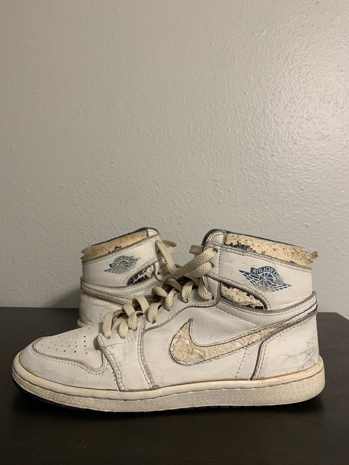 1985 jordan 1 metallic blue