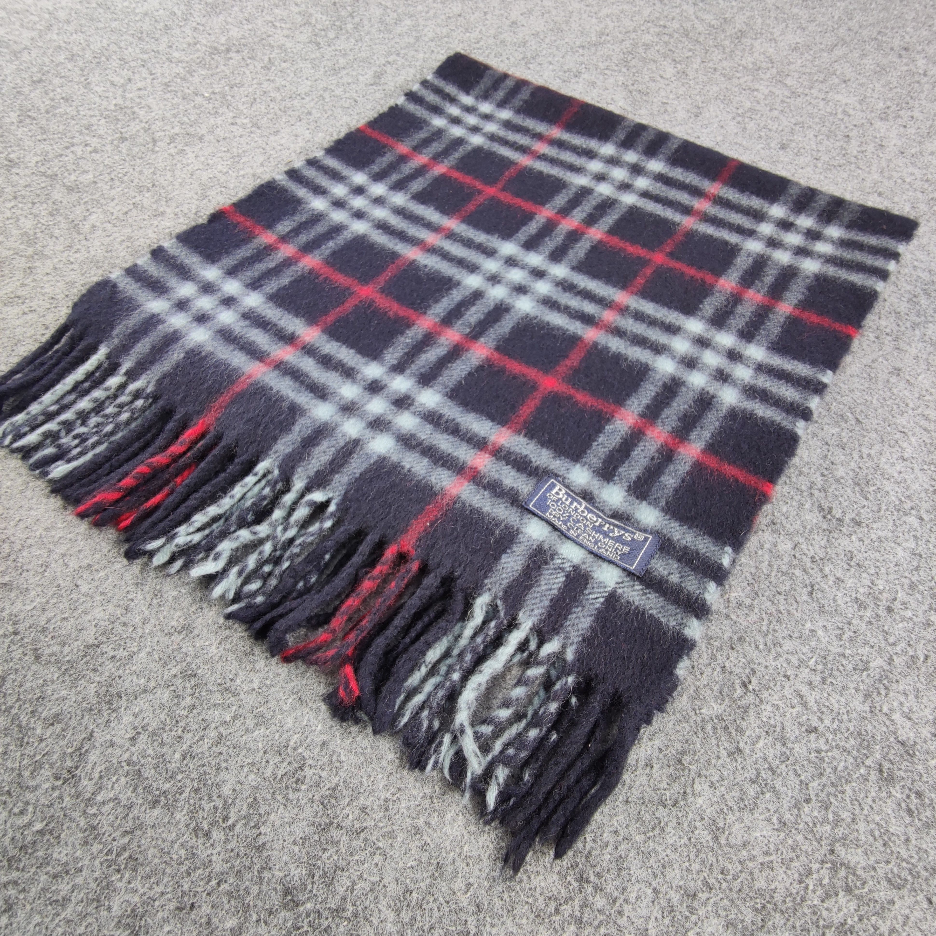 Burberry Burberry Nova Check Scarf/Muffler/Cashmere-S176 Size ONE SIZE - 3 Thumbnail