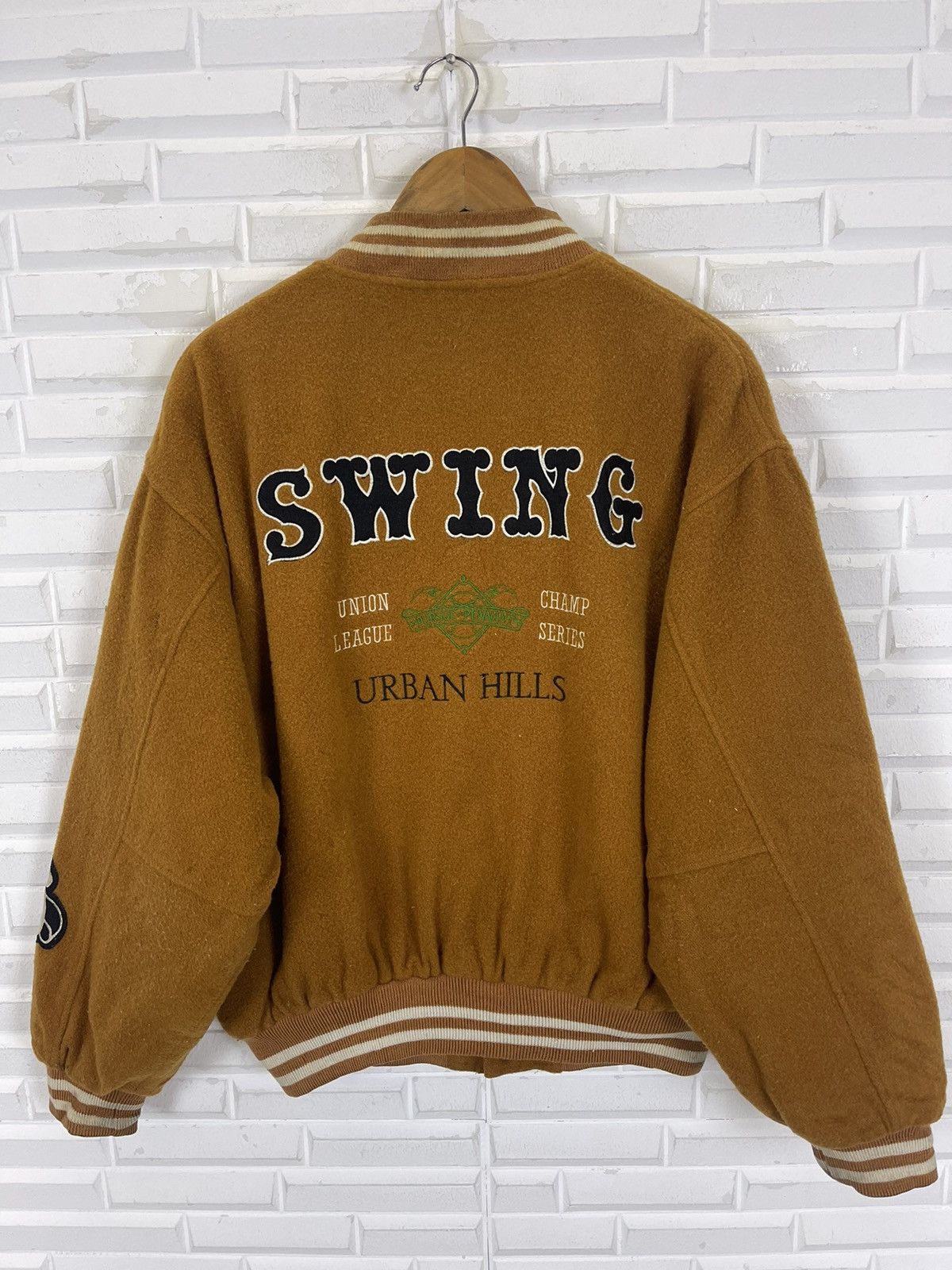 Vintage URBAN HILLS SWING VARSITY JACKET Size US L / EU 52-54 / 3 - 6 Thumbnail