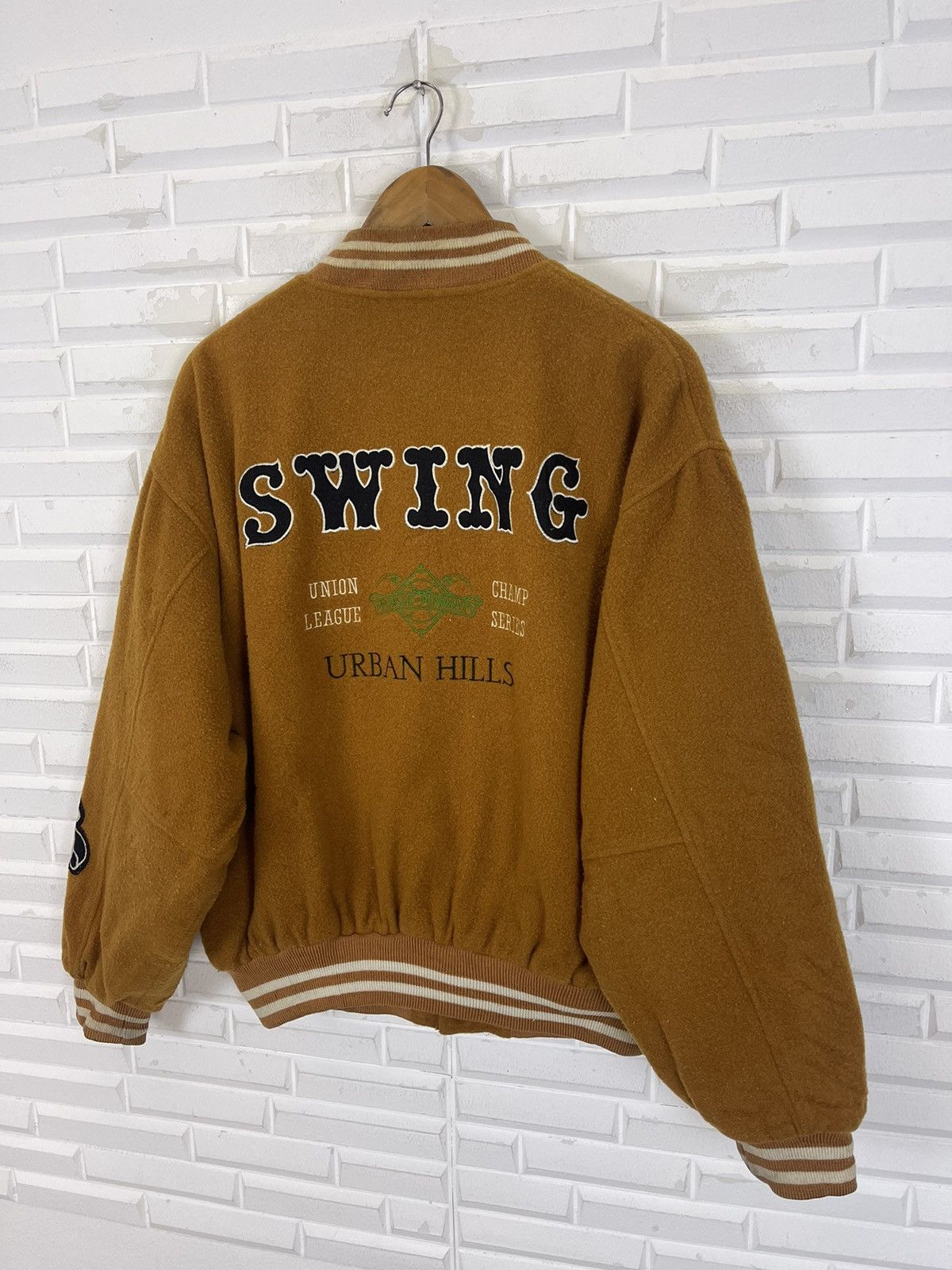 Vintage URBAN HILLS SWING VARSITY JACKET Size US L / EU 52-54 / 3 - 7 Thumbnail