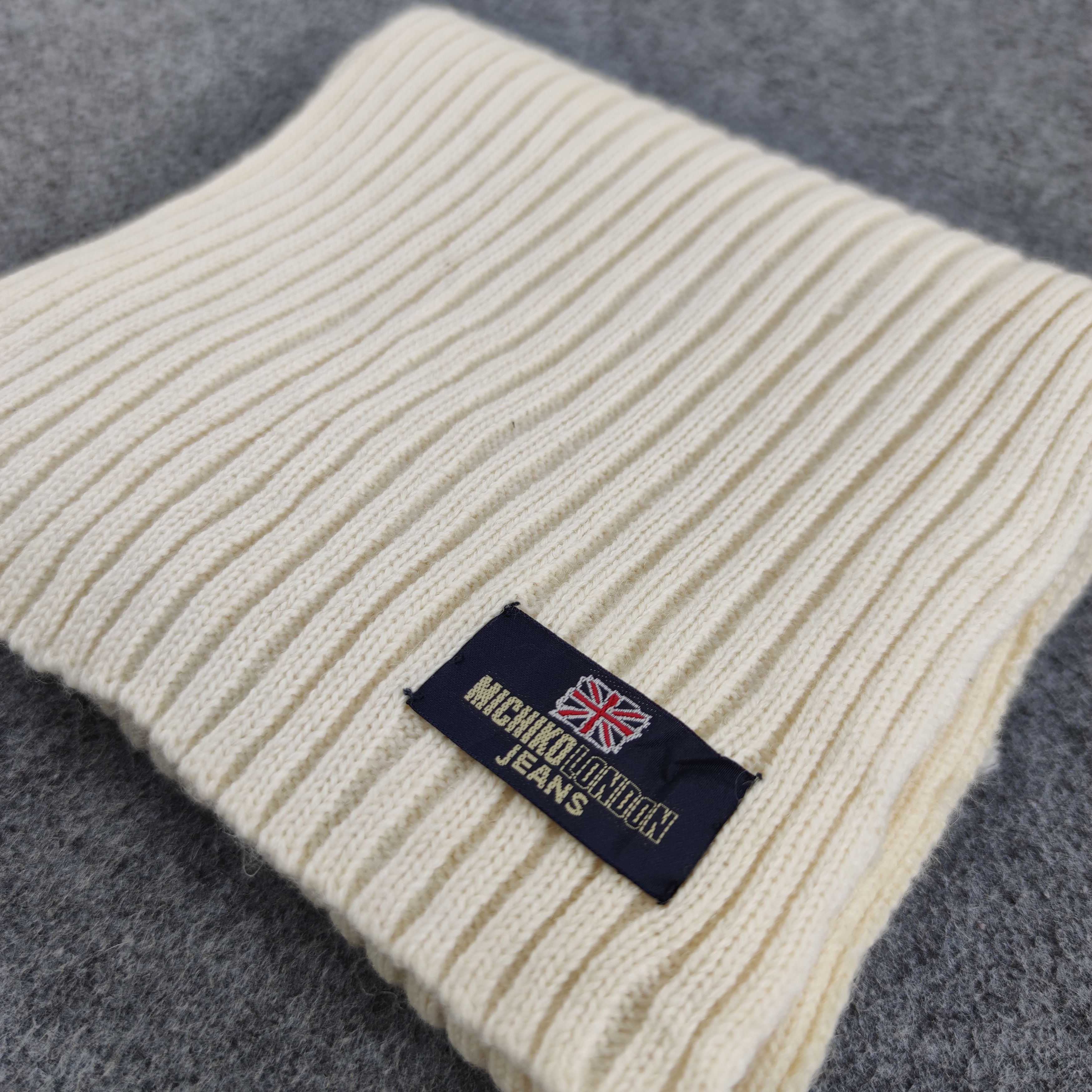 Michiko Koshino London Michiko London Koshino Scraf/Muffler/Wool-S338 Size ONE SIZE - 4 Thumbnail