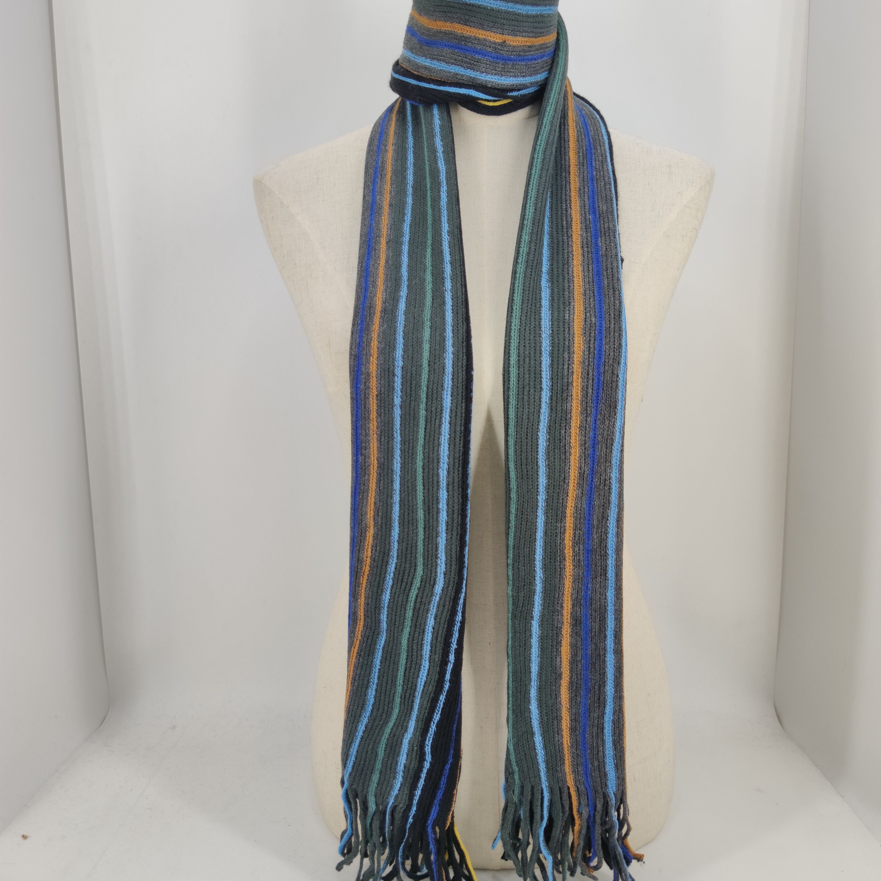 Enrico Coveri Enrico Coveri Scarf/Muffler/Wool Size ONE SIZE - 1 Thumbnail