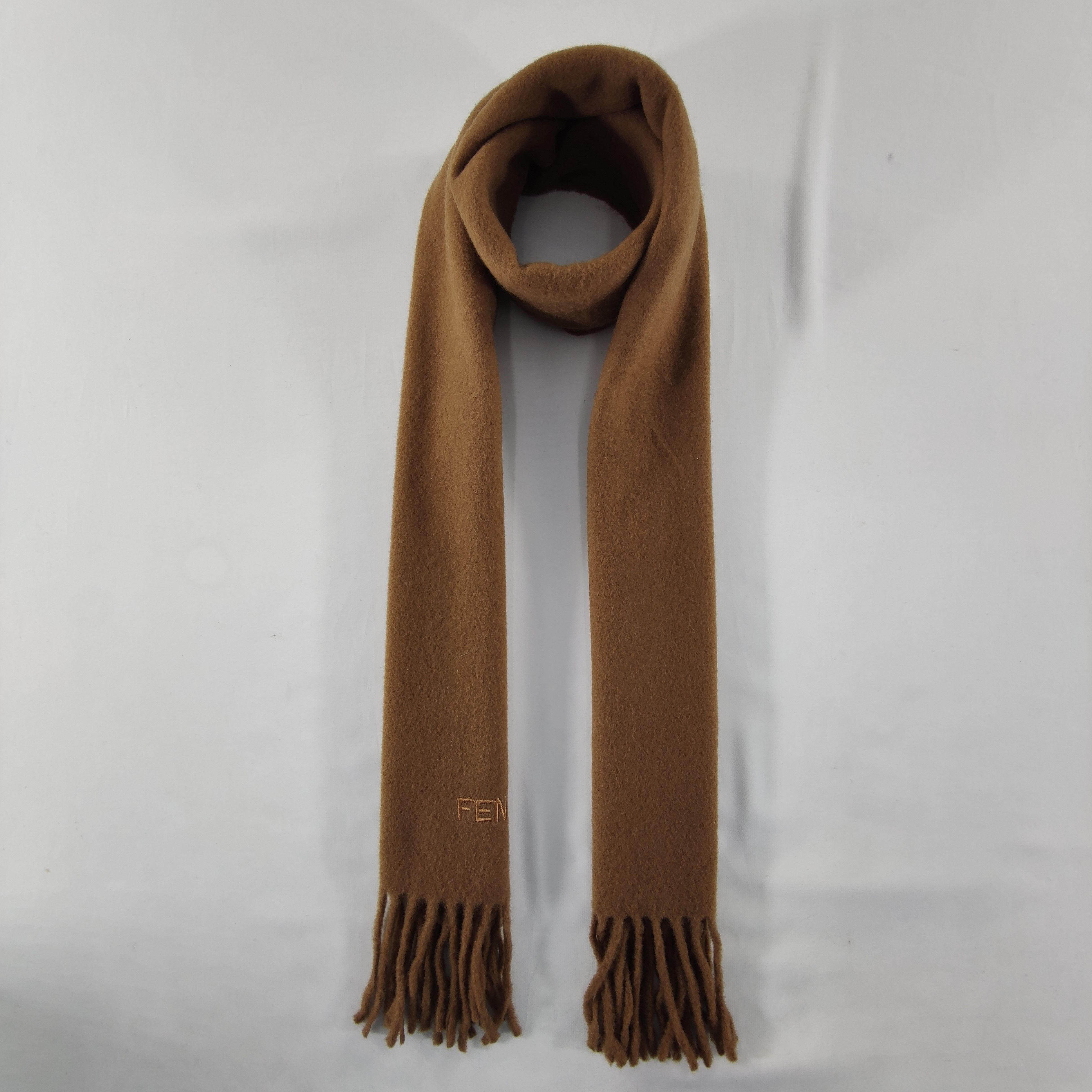 Vintage Fendi Scarf/Muffler/Wool S124 Size ONE SIZE - 1 Thumbnail