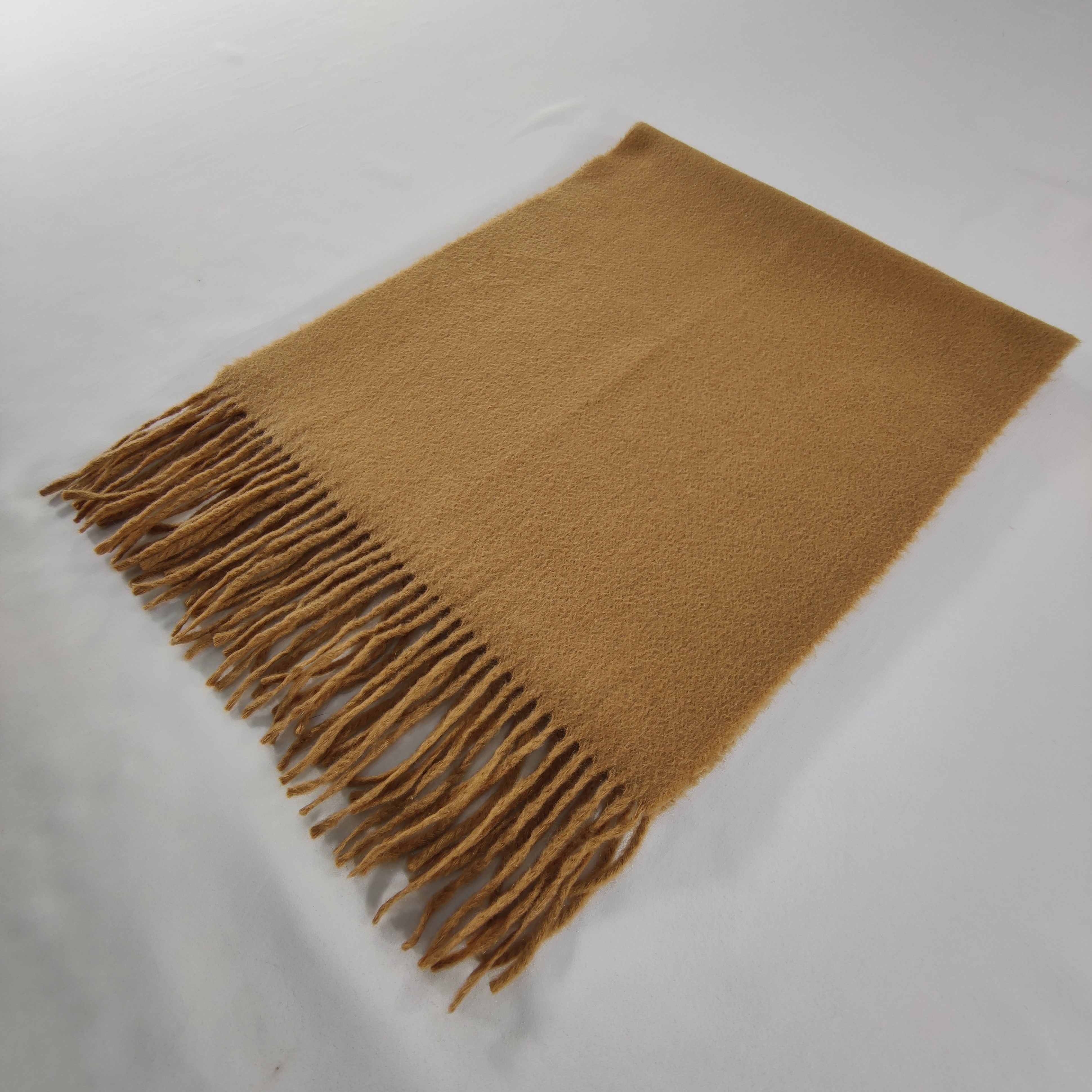 Nina Ricci Nina Ricci Scarf/Muffler/Cashmere Size ONE SIZE - 3 Thumbnail