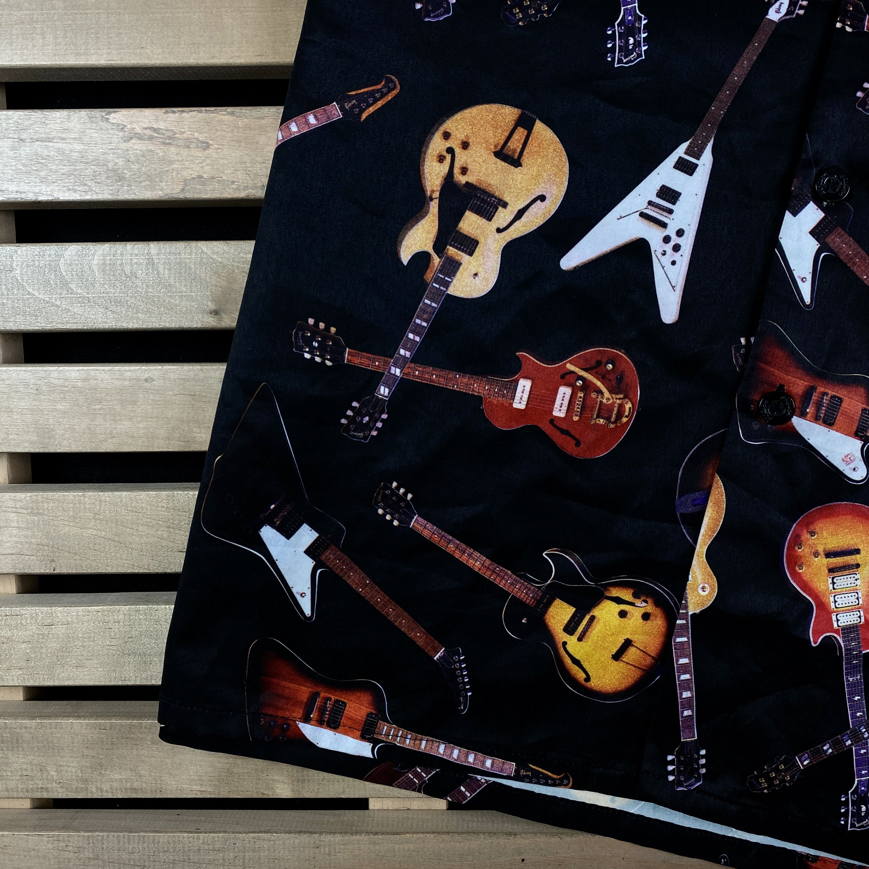 Vintage Mens Shirt Gibson Guitar Full Print Size L Size US L / EU 52-54 / 3 - 3 Thumbnail