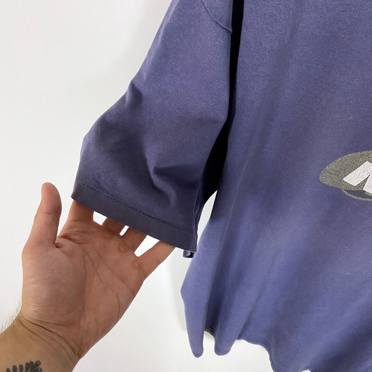 Mossimo Vintage 90s Mossimo Bog Logo Skateboarding tee rare single Size US L / EU 52-54 / 3 - 4 Thumbnail