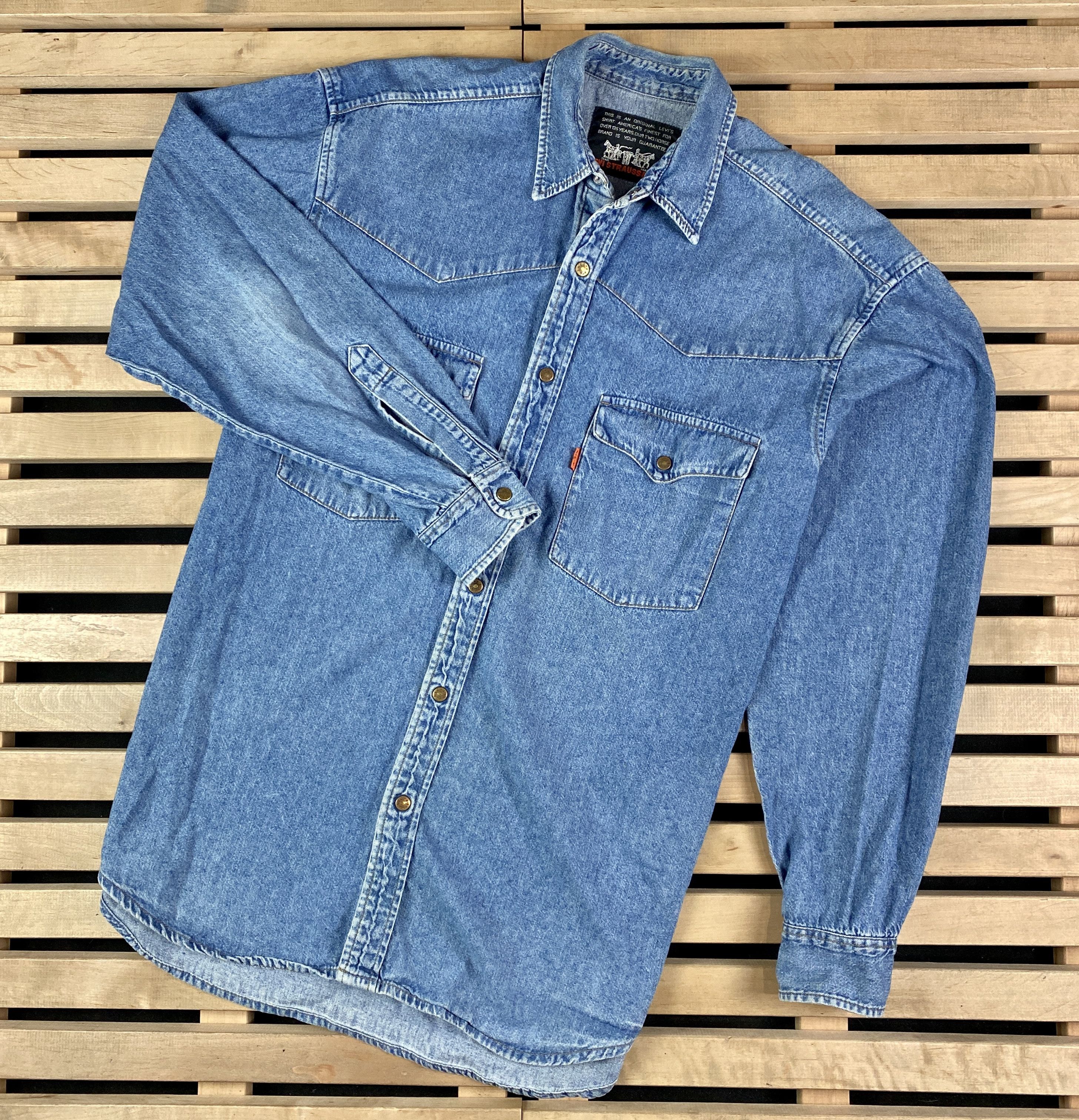 Levi's × Levi's Vintage Clothing × Vintage Mens Jeans Shirt Long Sleeve Levi’s Vintage Size M Size US M / EU 48-50 / 2 - 1 Thumbnail