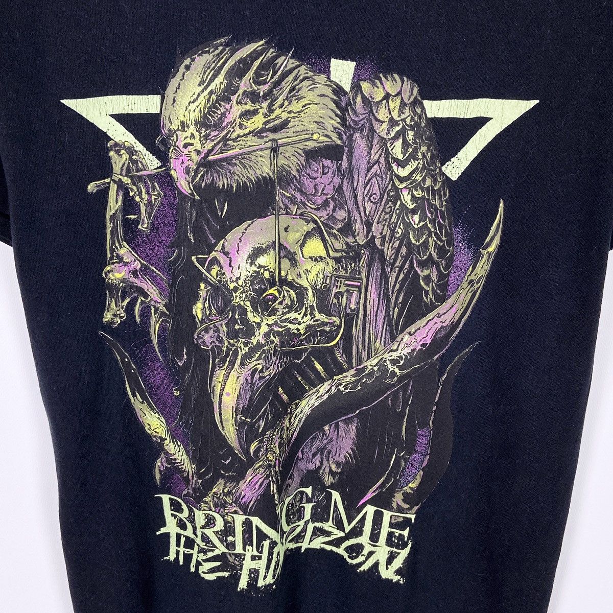 Band Tees Being me the horizon 00s Crown BMTH rock band tee music Size US M / EU 48-50 / 2 - 3 Thumbnail