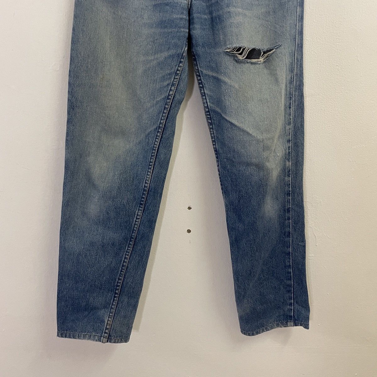Levi's Vintage Levis 610 Distressed Denim Jeans Size US 31 - 4 Thumbnail