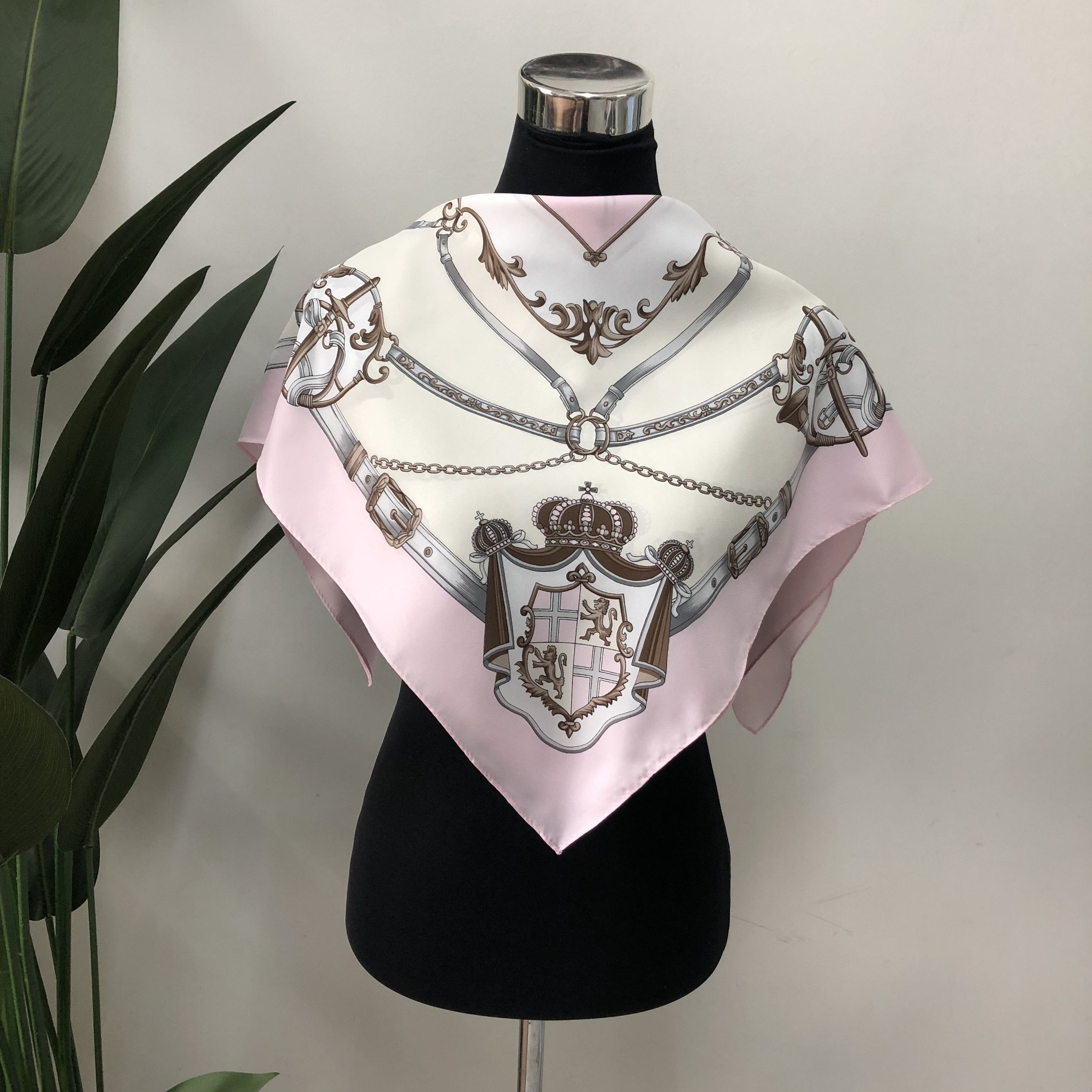 Soft Pink with Graphic Silk Scarf / Scarves #208-H
