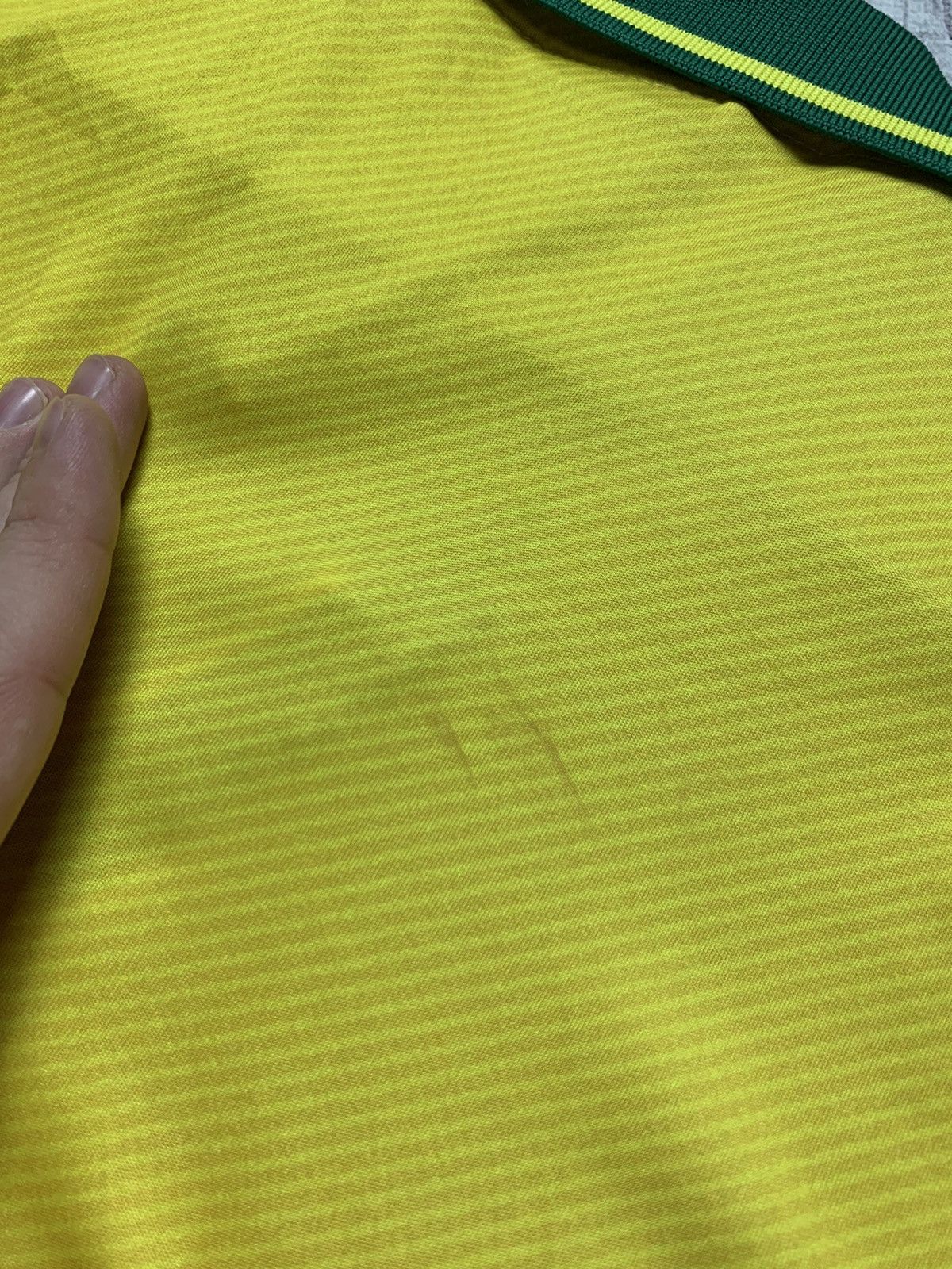 Umbro × Vintage Vintage Umbro Pro Training Yellow jersey Brazil size L Size US L / EU 52-54 / 3 - 7 Thumbnail