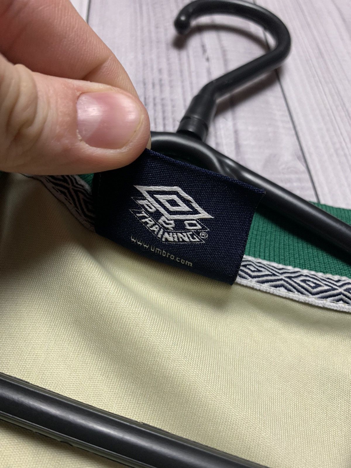 Umbro × Vintage Vintage Umbro Pro Training Yellow jersey Brazil size L Size US L / EU 52-54 / 3 - 4 Thumbnail