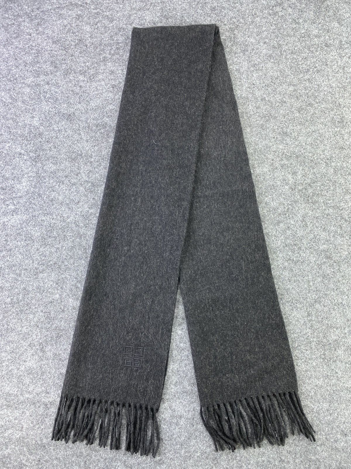 Givenchy GIVENCHY Scarf / Muffler / Neckwear -T110 Size ONE SIZE - 3 Thumbnail