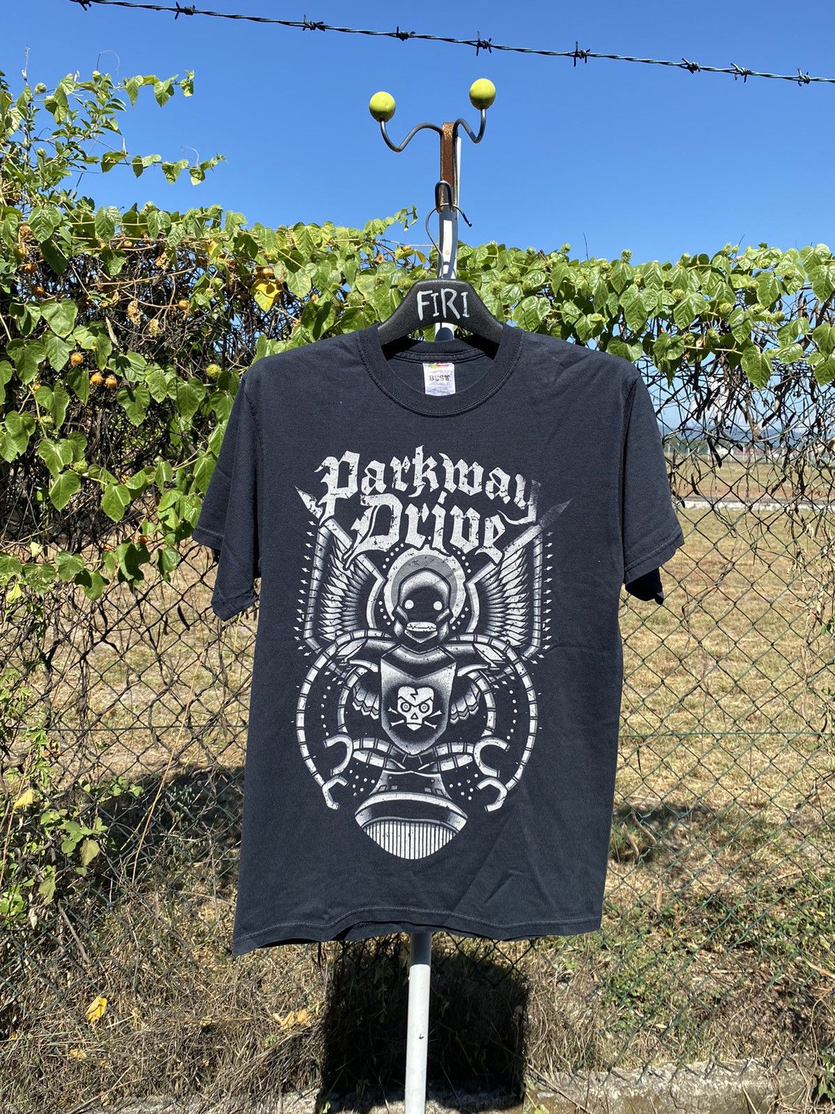 Band Tees × Fruit Of The Loom × Vintage Vintage Band Tees Parkway Drive Size US M / EU 48-50 / 2 - 1 Thumbnail