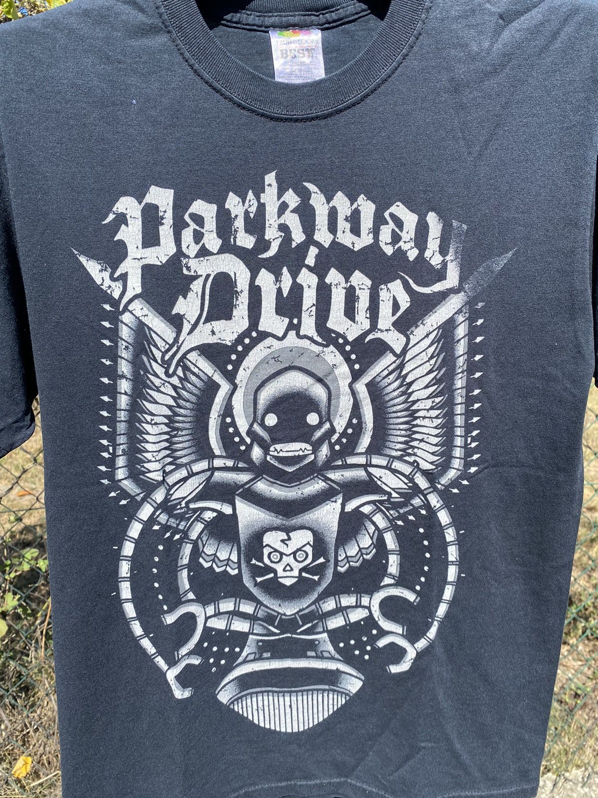 Band Tees × Fruit Of The Loom × Vintage Vintage Band Tees Parkway Drive Size US M / EU 48-50 / 2 - 2 Thumbnail