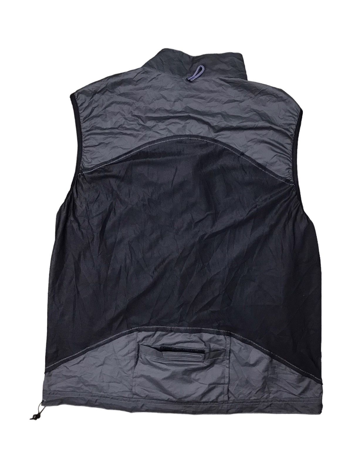 The North Face × Vintage AUTHENTIC THE NORTH FACE FLIGHT SERIES SLEEVELESS JACKET Size US L / EU 52-54 / 3 - 9 Thumbnail