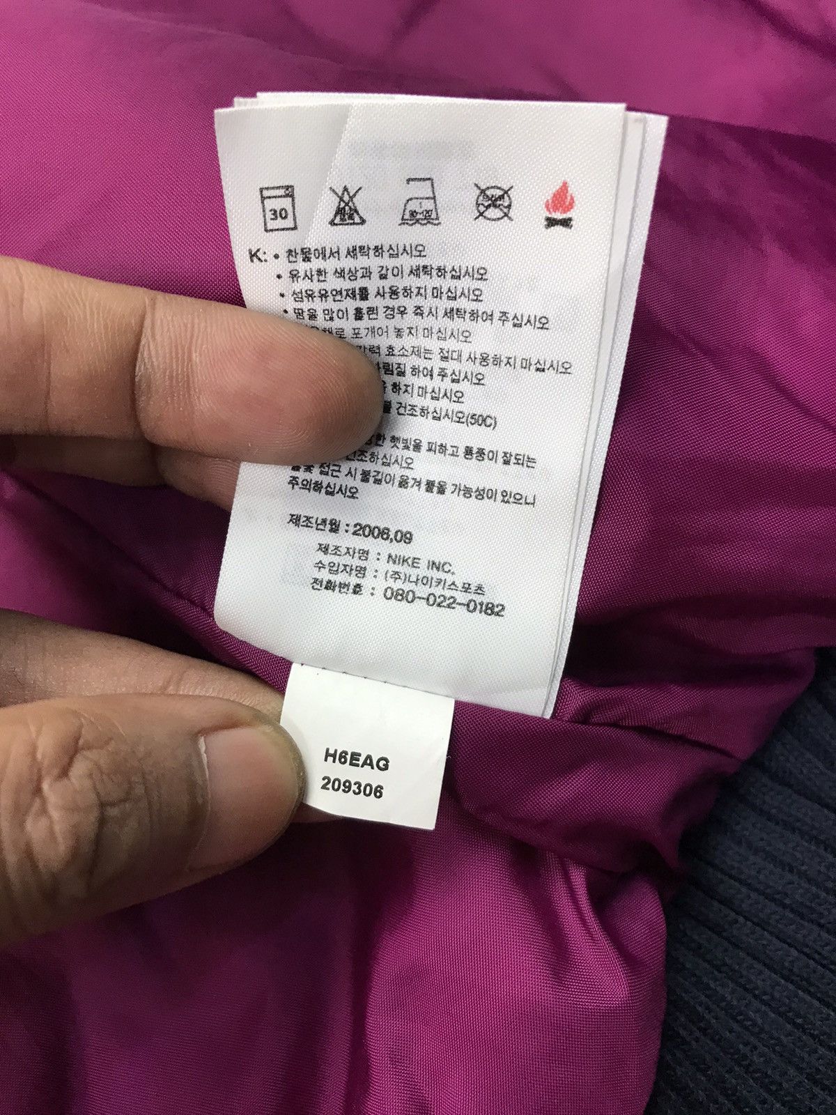 Nike AUTHENTIC NIKE SLEEVELESS PUFFER JACKET Size US L / EU 52-54 / 3 - 13 Thumbnail
