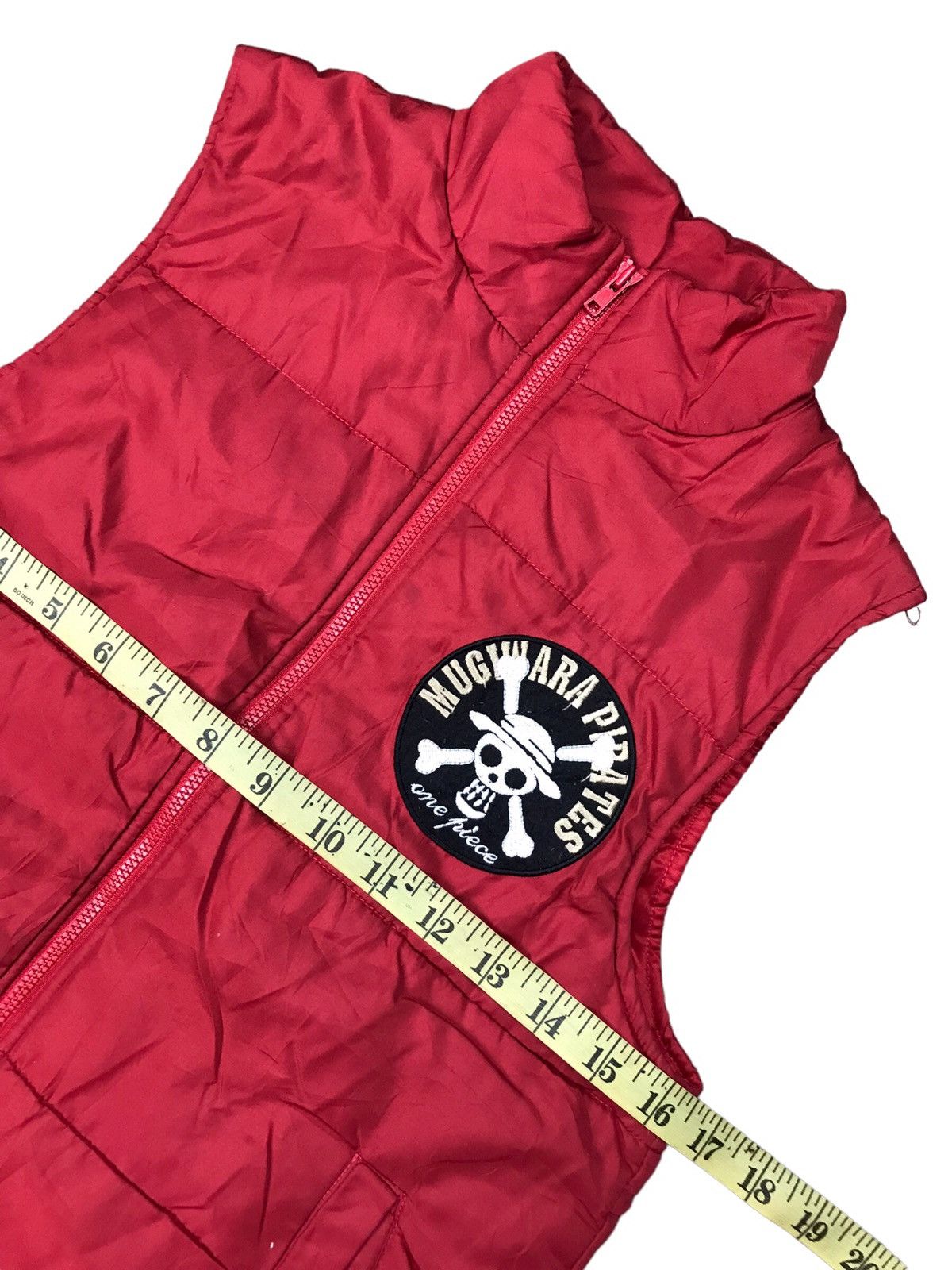 Anime × Japanese Brand × One Piece AUTHENTIC MUGIWARA PIRATES 🏴‍☠️ ONE PIECE PUFFER JACKET Size US XXS / EU 40 - 9 Thumbnail