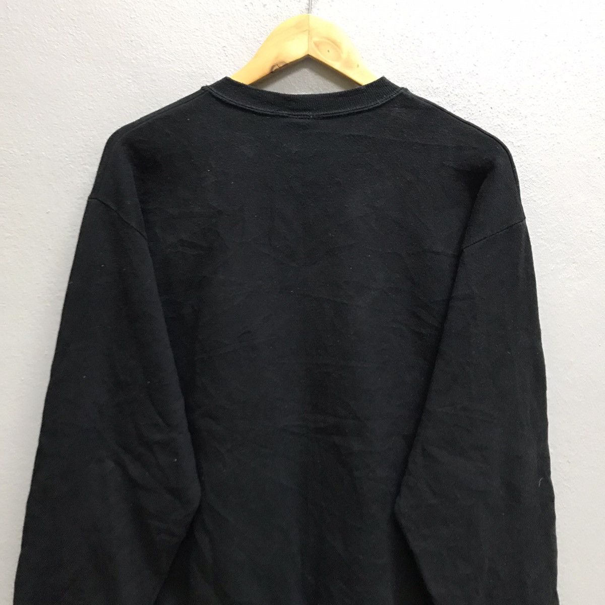 Mickey Mouse Vintage 90s Mickey Mouse by Velva Sheen Sweatshirt Size US M / EU 48-50 / 2 - 7 Thumbnail