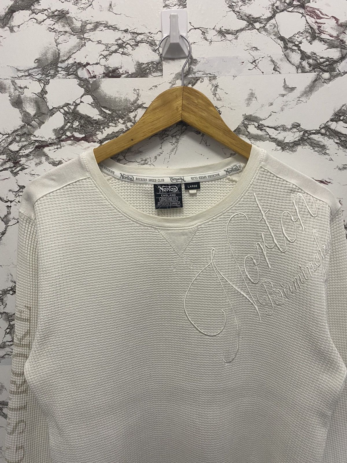 Norton × Sports Specialties × Vintage Norton Motorcyle Big Logo Long Sleeve Size US M / EU 48-50 / 2 - 5 Thumbnail