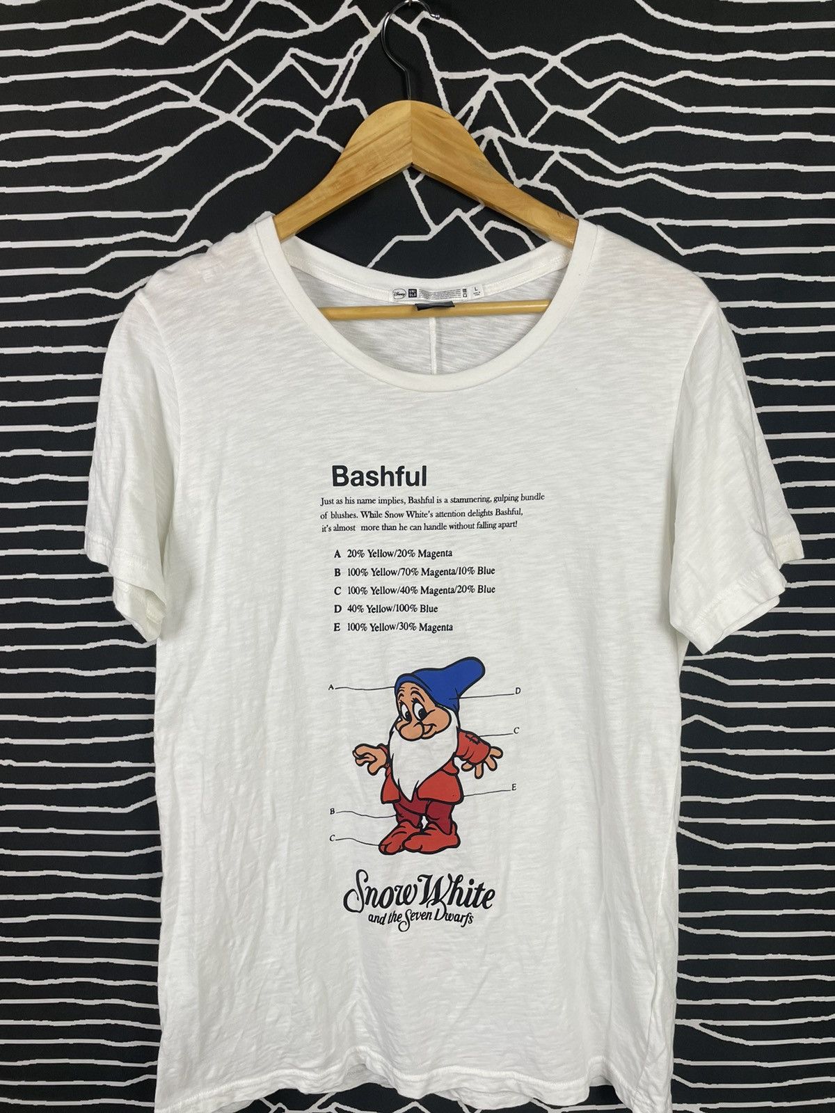 Japanese Brand Uniqlo Undercover Tshirt Size US M / EU 48-50 / 2 - 1 Thumbnail