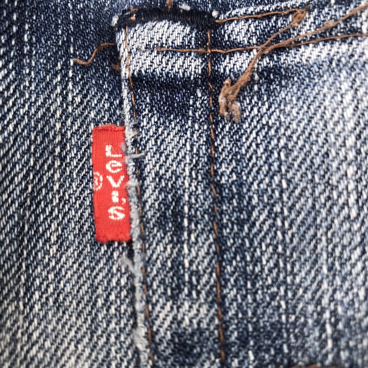 Levi's Vintage Levis 525 Levi’s Denim Distressed Blue Wash Jeans Size US 30 / EU 46 - 15 Thumbnail