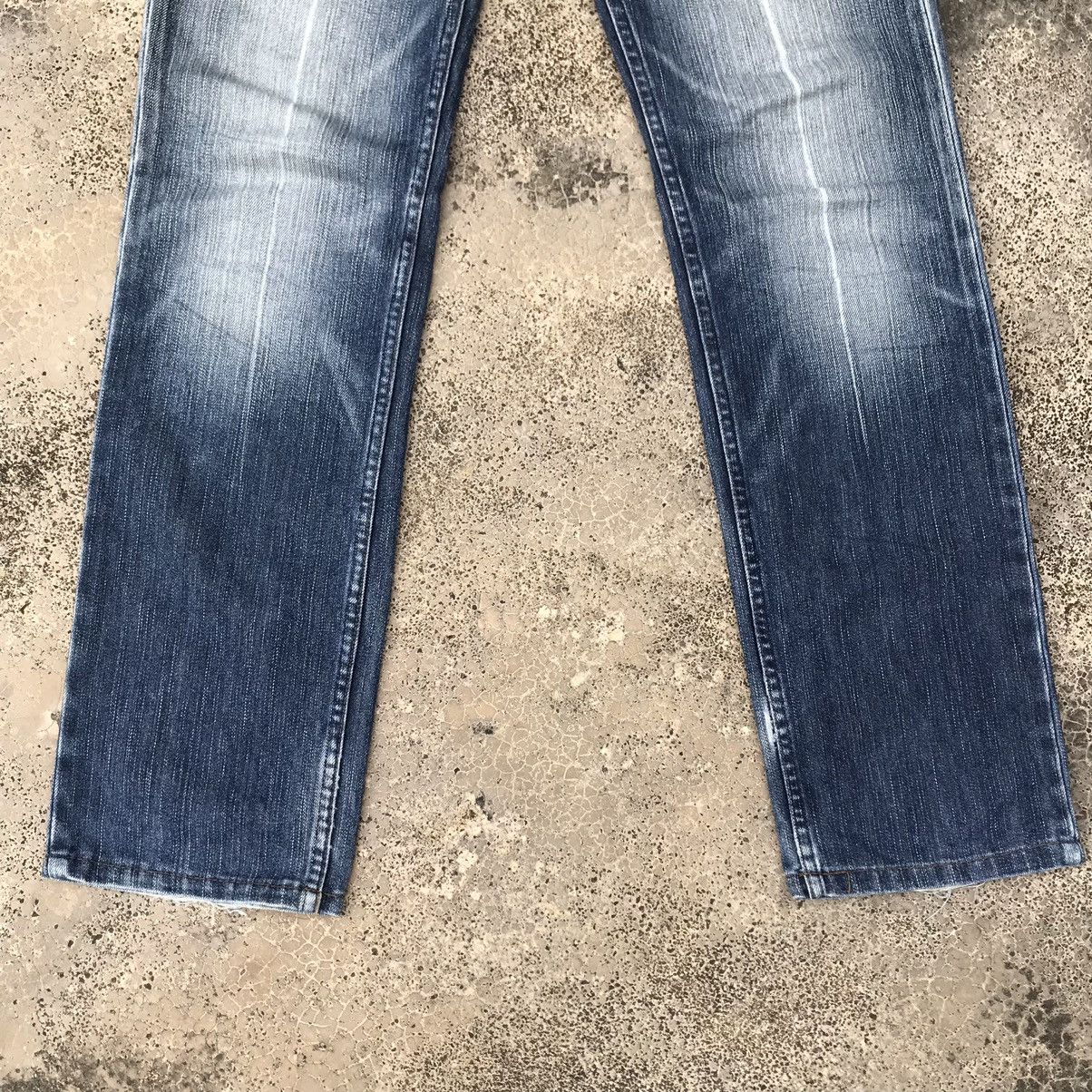 Levi's Vintage Levis 525 Levi’s Denim Distressed Blue Wash Jeans Size US 30 / EU 46 - 3 Thumbnail