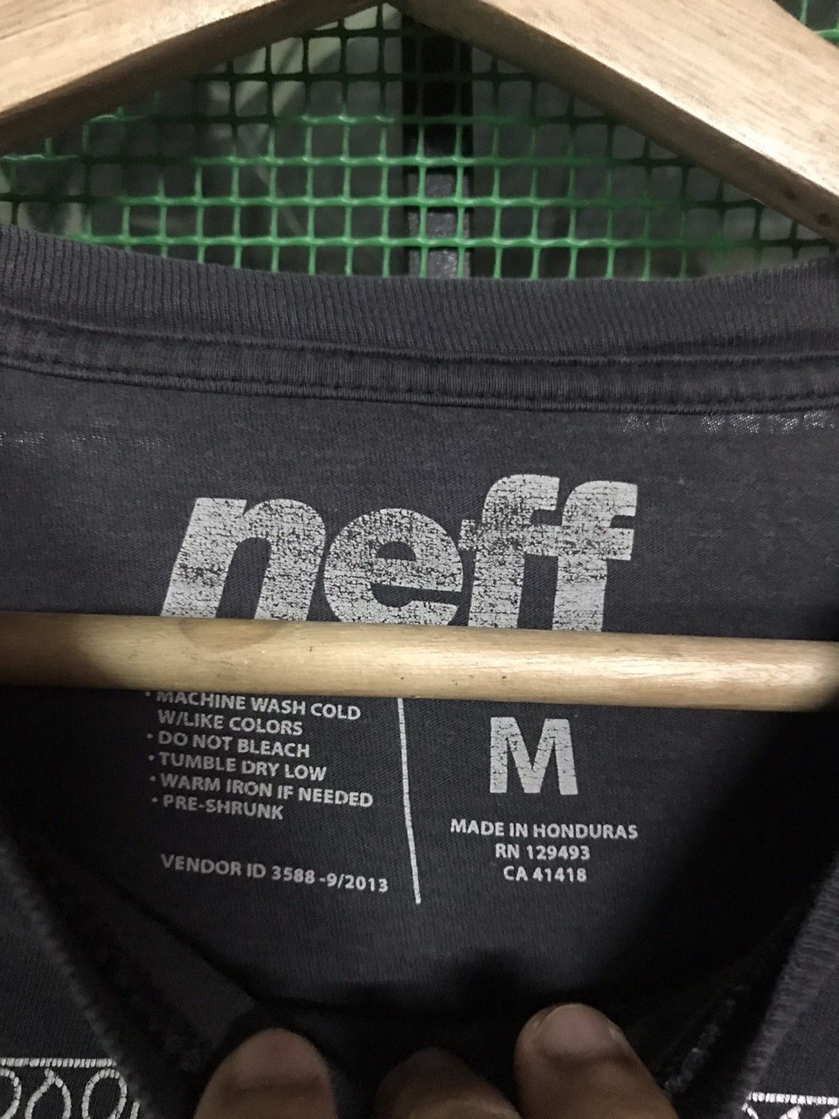 NEFF Neff Tshirt Short Sleeve Crewneck Pullover Size US M / EU 48-50 / 2 - 6 Thumbnail