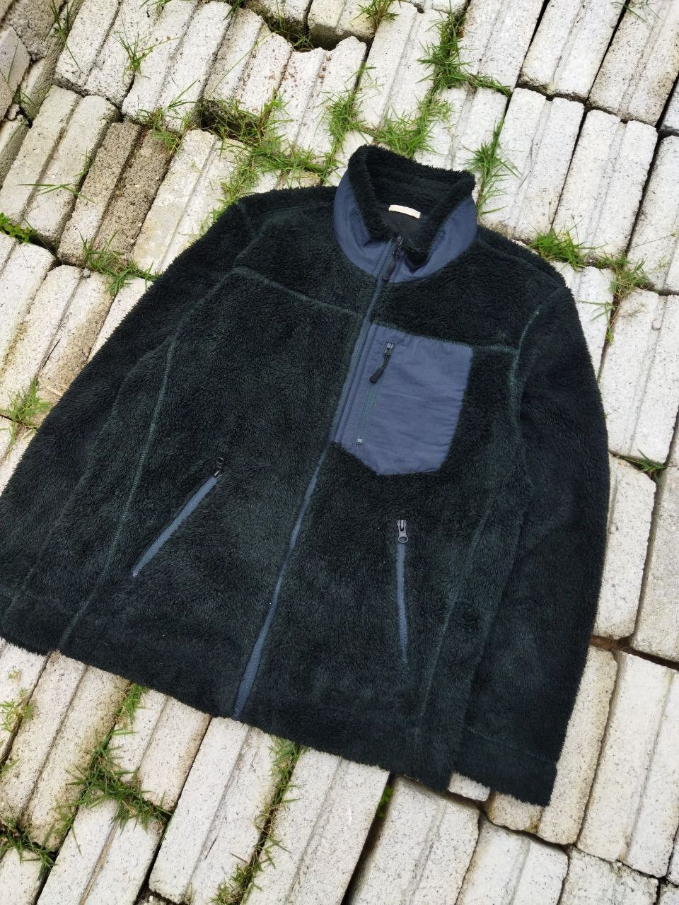 image of Gu Japan Sherpa Jacket in Dark Green, Men's (Size Medium)