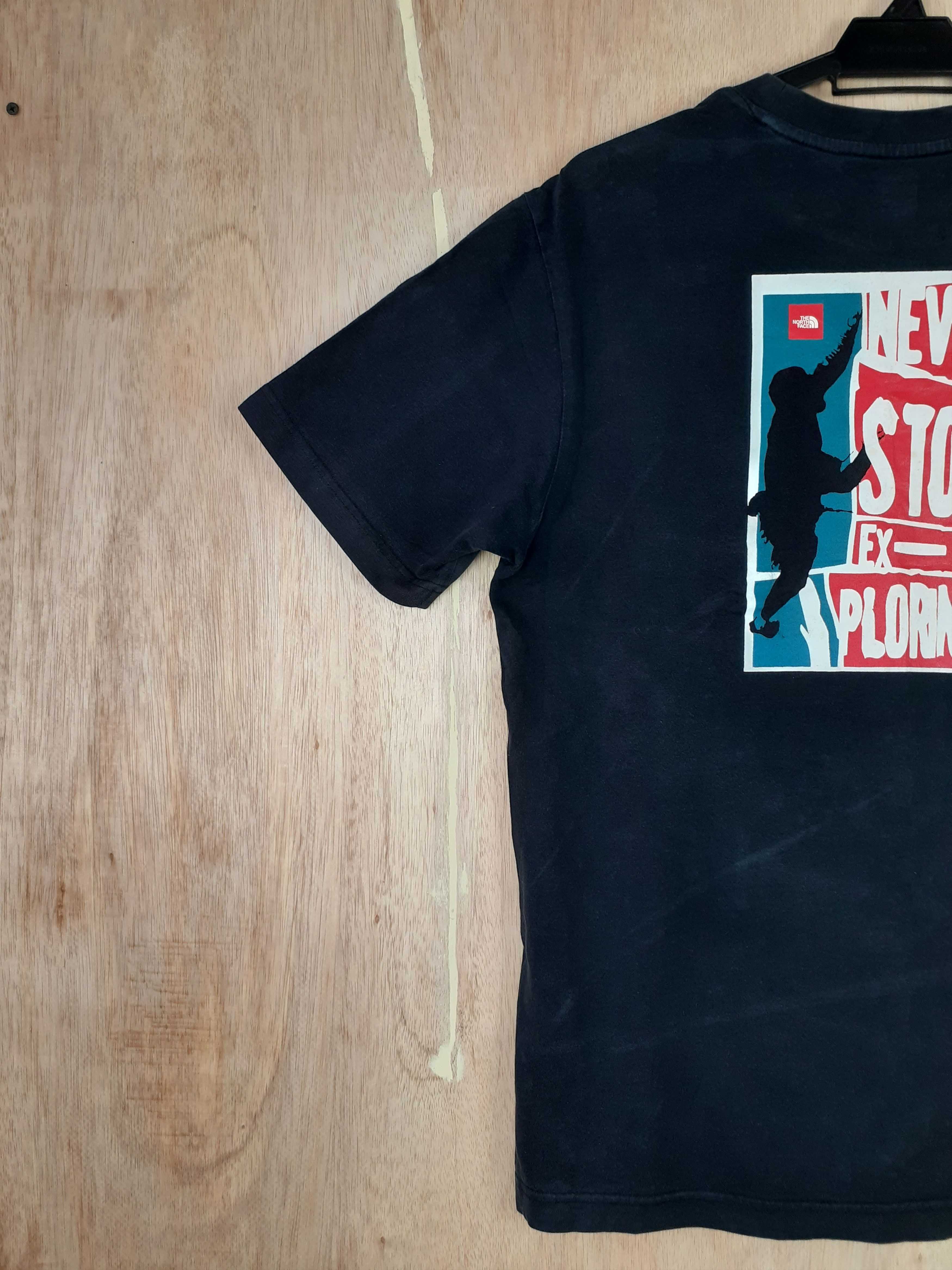 The North Face DL The North Face black Tshirt #3034 Size US M / EU 48-50 / 2 - 3 Thumbnail