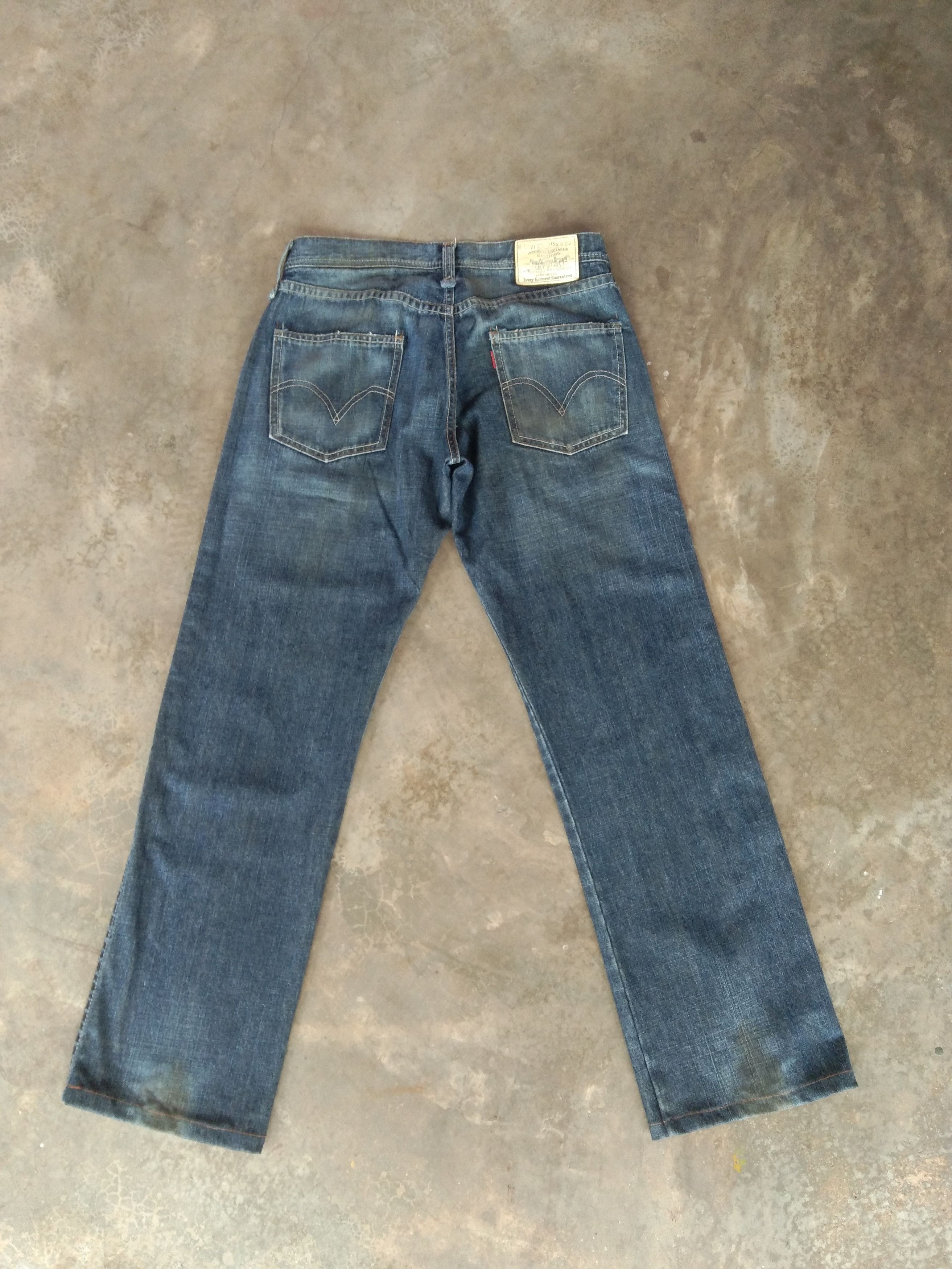 Levi's Vintage Levi's Jeans 703 Straight Leg Dirty Distressed 30x31 Size US 30 / EU 46 - 1 Thumbnail