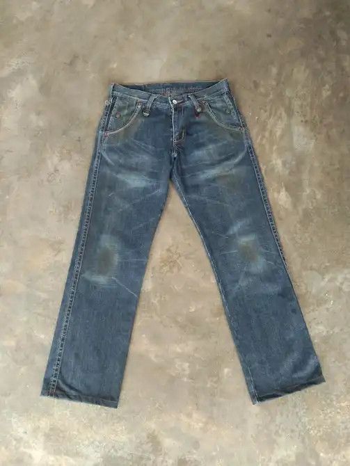 Levi's Vintage Levi's Jeans 703 Straight Leg Dirty Distressed 30x31 Size US 30 / EU 46 - 2 Thumbnail