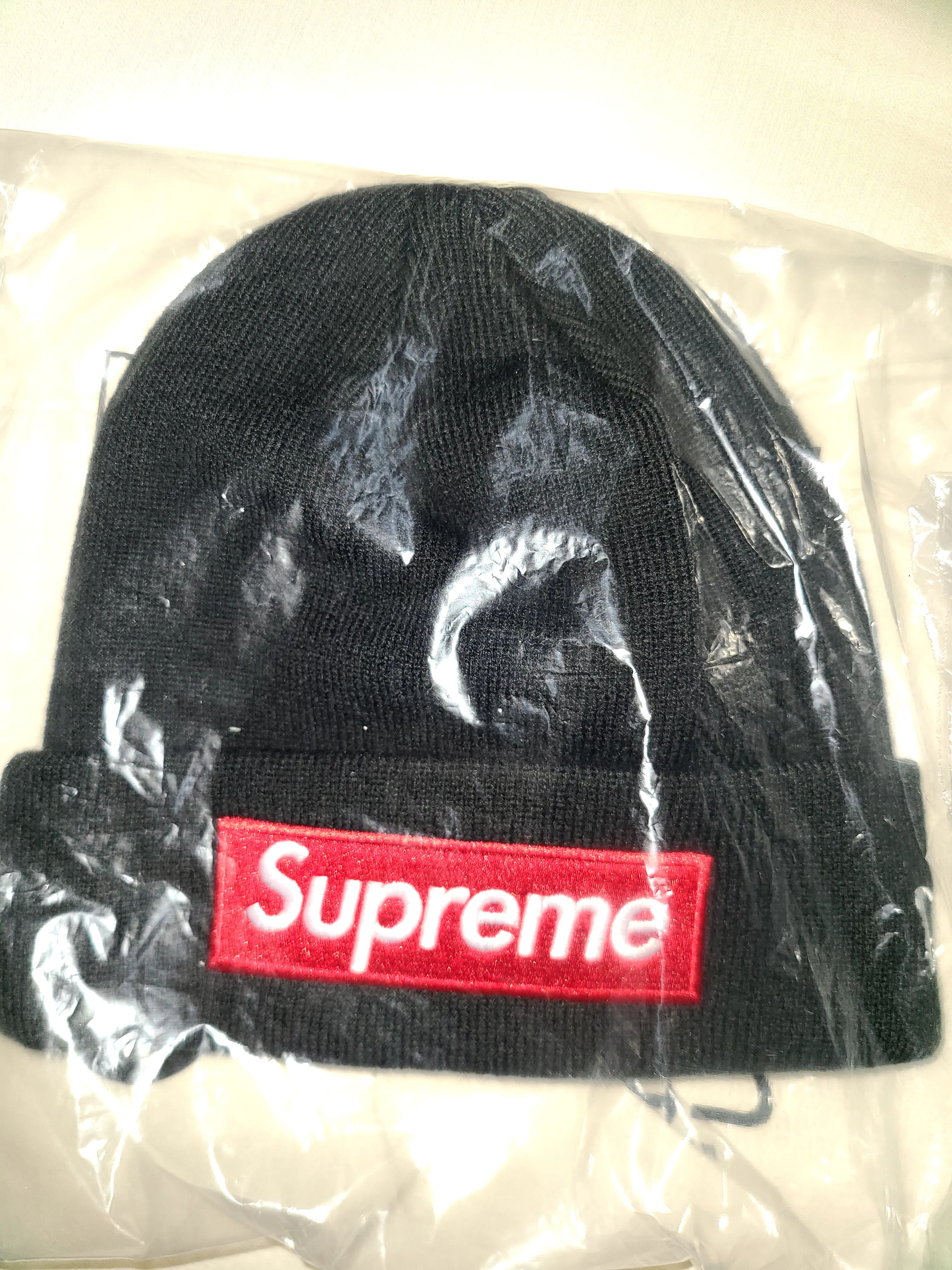 New Era × Supreme Box logo beanie black fw22 Size ONE SIZE - 1 Thumbnail