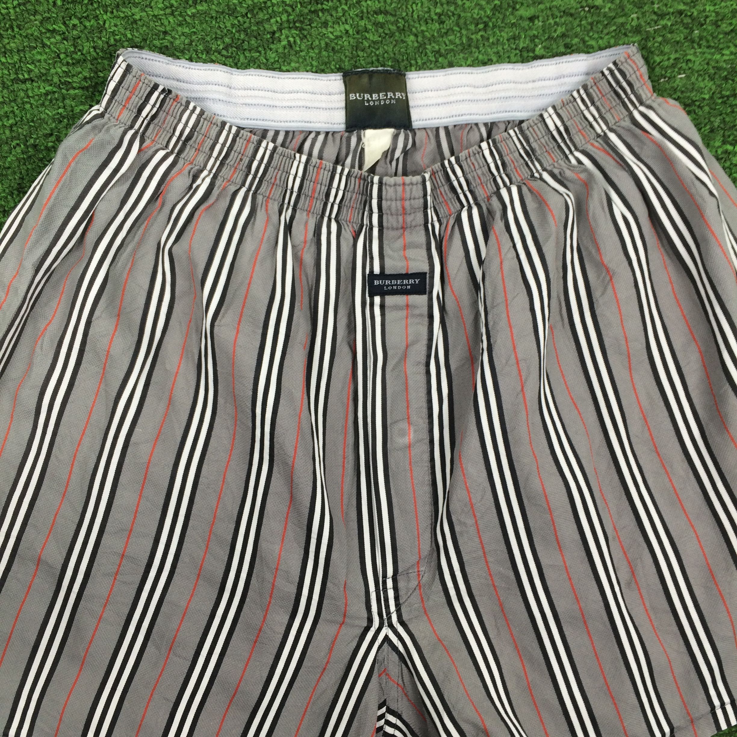 Burberry × Vintage BURBERRY LONDON STRIPED SHORT pants Size US 36 / EU 52 - 2 Thumbnail