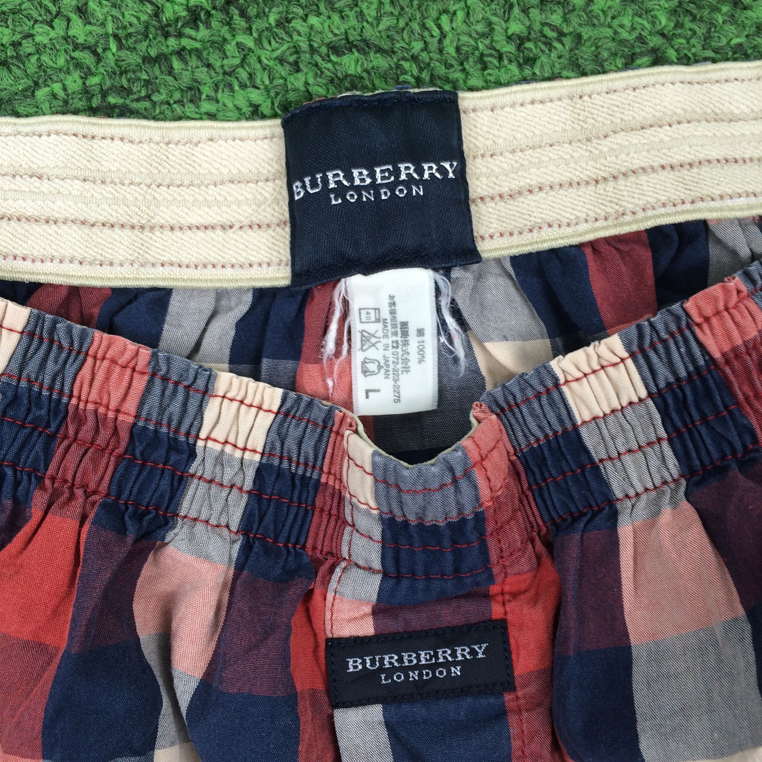 Burberry BURBERRY LONDON NOVA CHECK SHORT pants Size US 34 / EU 50 - 3 Thumbnail