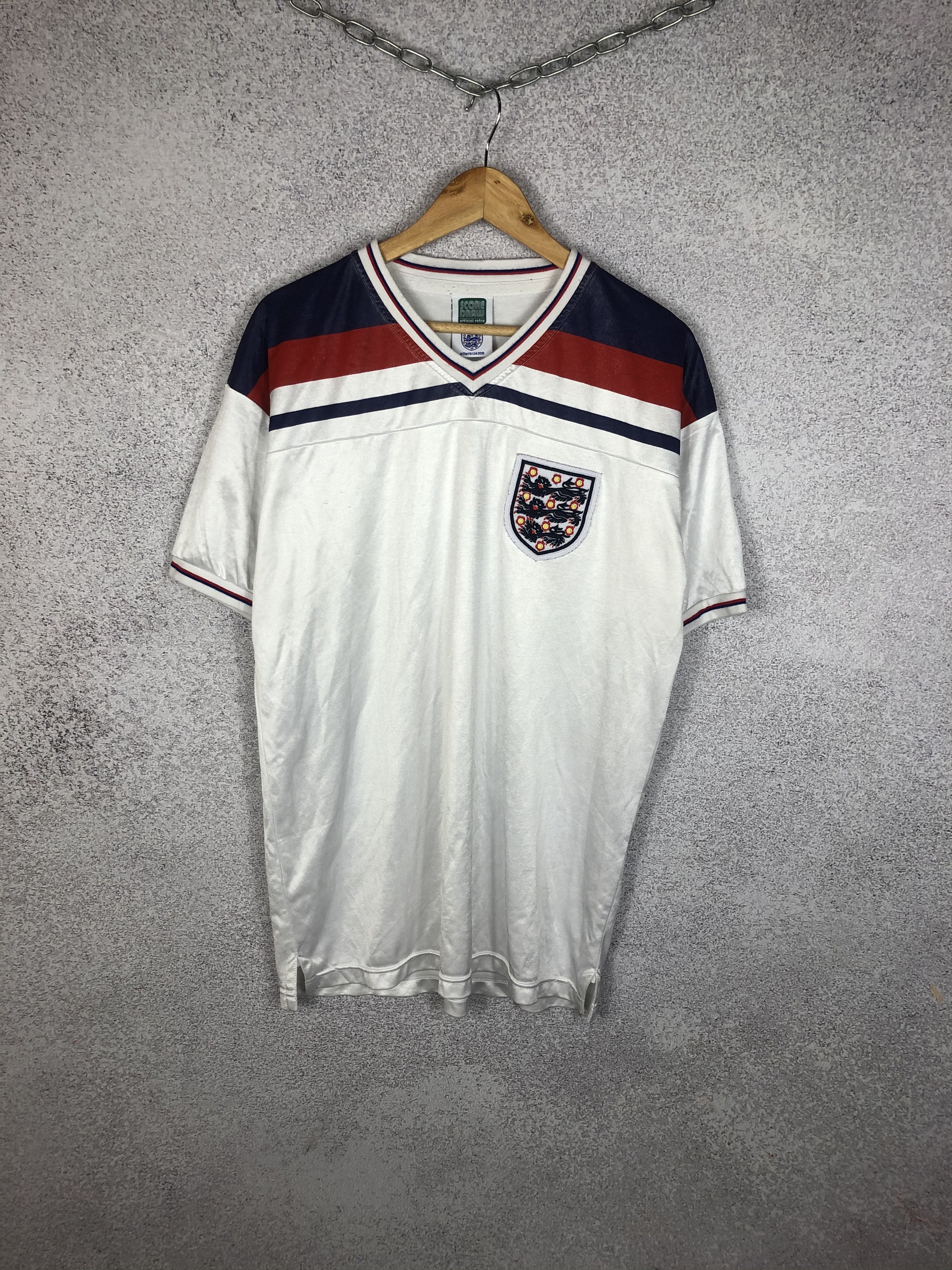 Vintage Vintage England 1980 Home Shirt Soccer Jersey Score Draw Size US L / EU 52-54 / 3 - 1 Thumbnail
