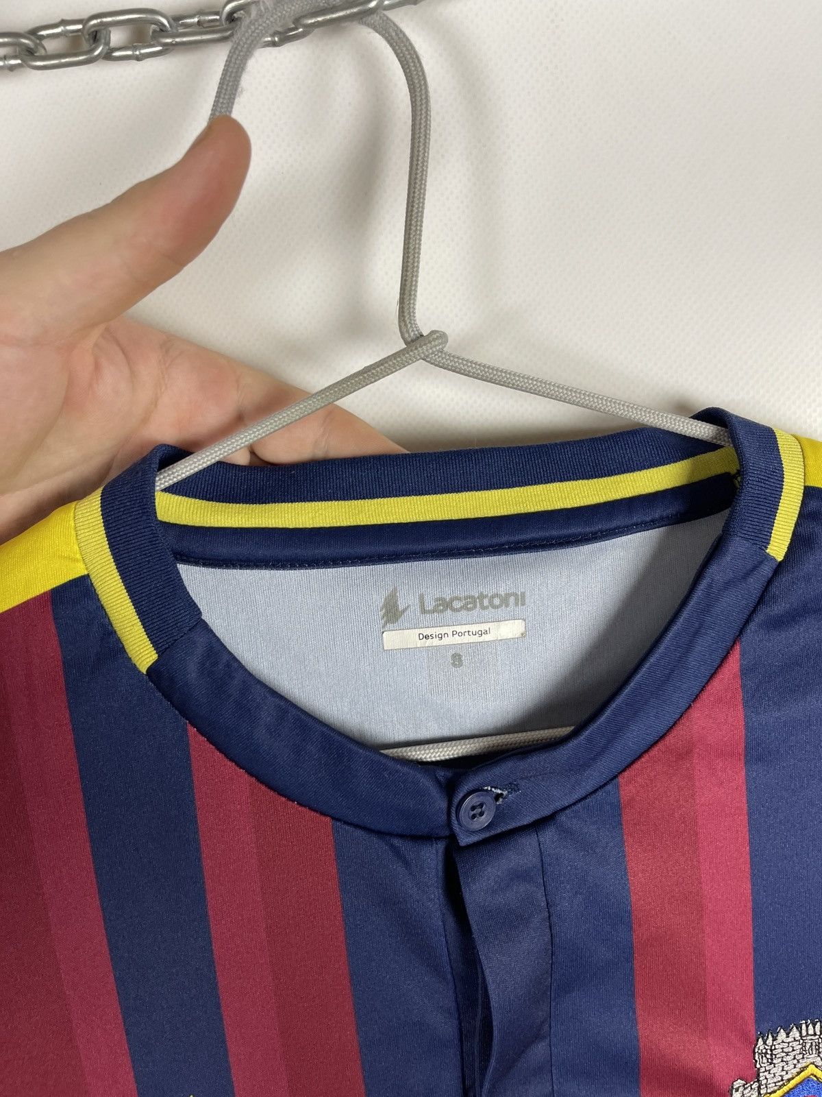 Other Lacatoni G.D. Chaves 2016 2017 home soccer jersey football Size US S / EU 44-46 / 1 - 7 Thumbnail