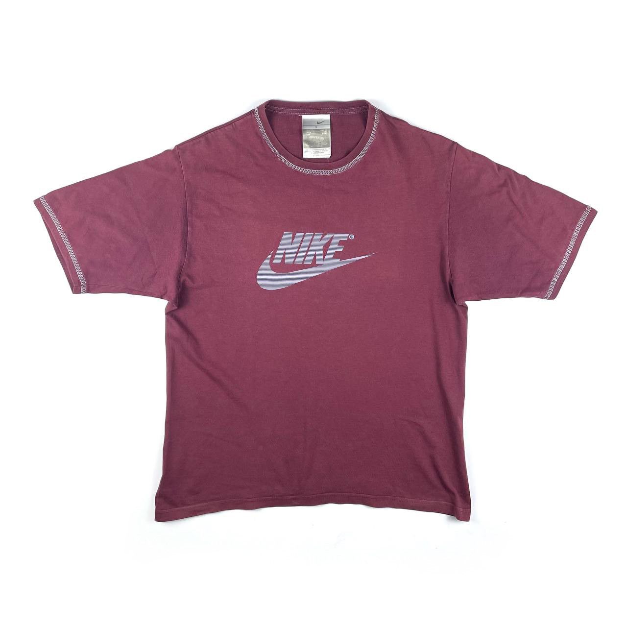 Vintage Nike Y2K Vintage Big Logo T-Shirt Size: S Size US M / EU 48-50 / 2 - 1 Thumbnail